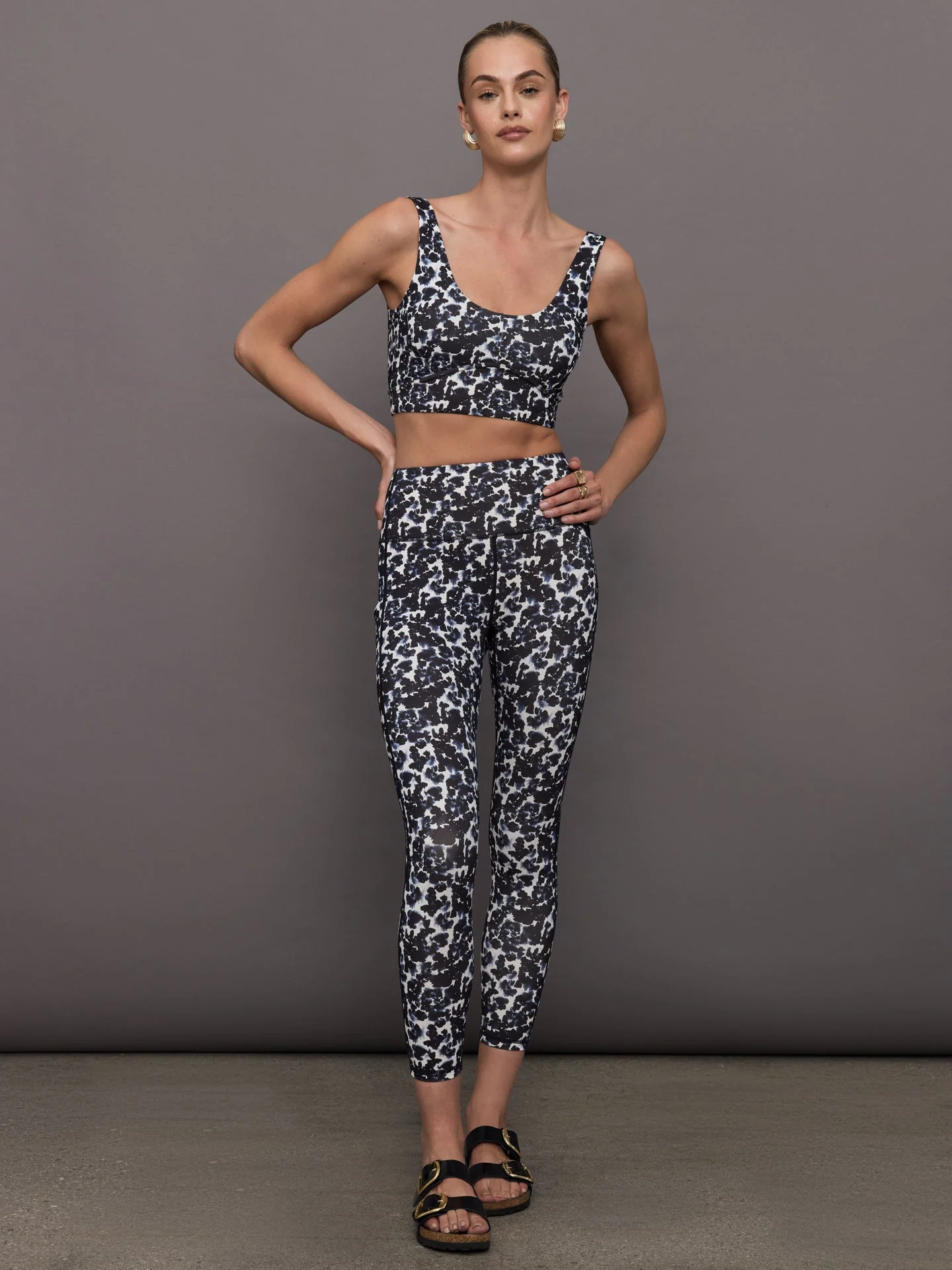 Varley | Form Elsie Bra | Ink Block Floral - Image 2