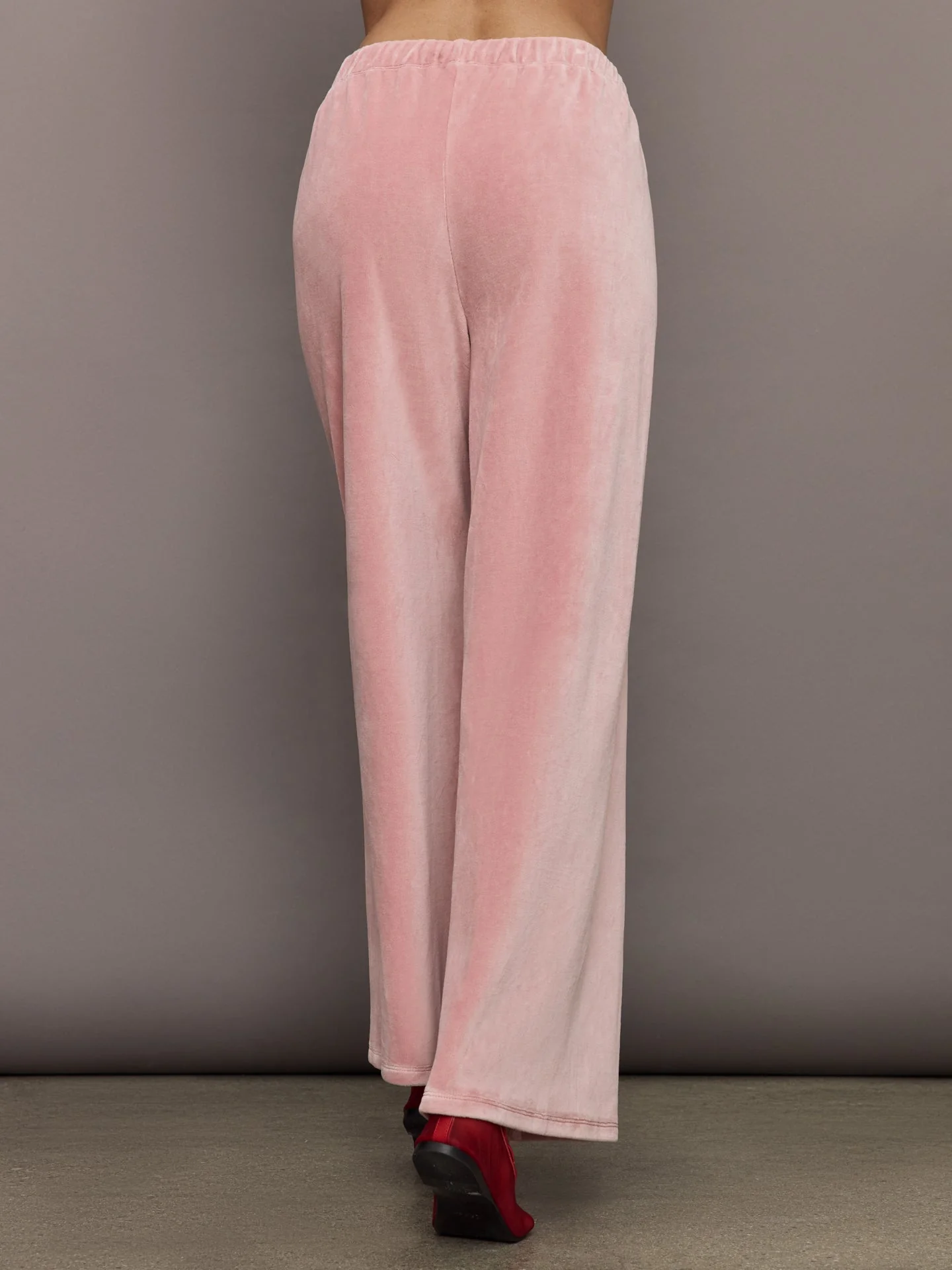 Carbon38 | Wide Leg Pant in Velour | Blush - Image 4