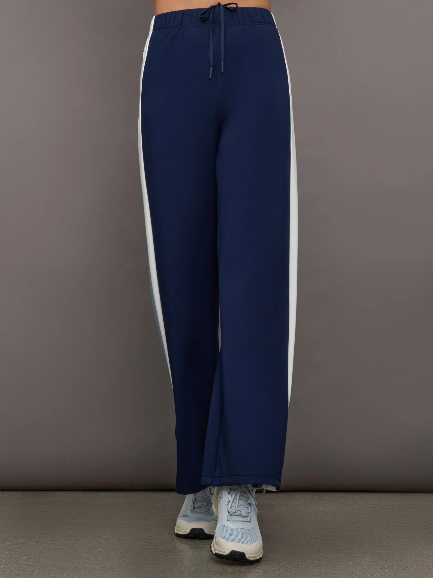 Carbon38 | Wide Leg Track Pant in Scuba | Navy - Image 4