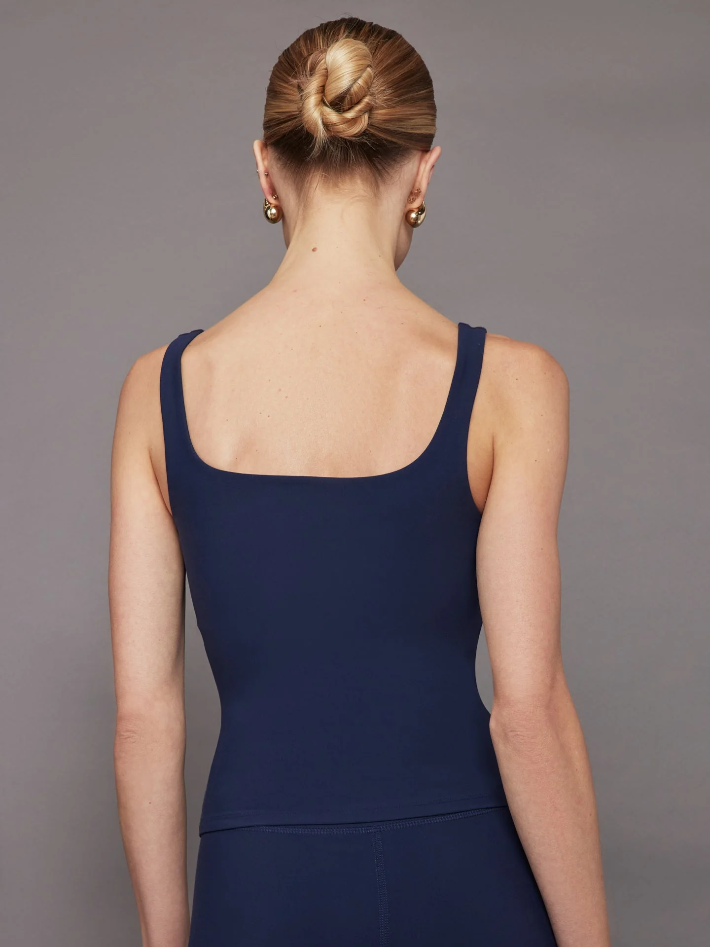 Carbon38 | Wide Scoop Bra Tank in Melt | Navy Blazer - Image 3