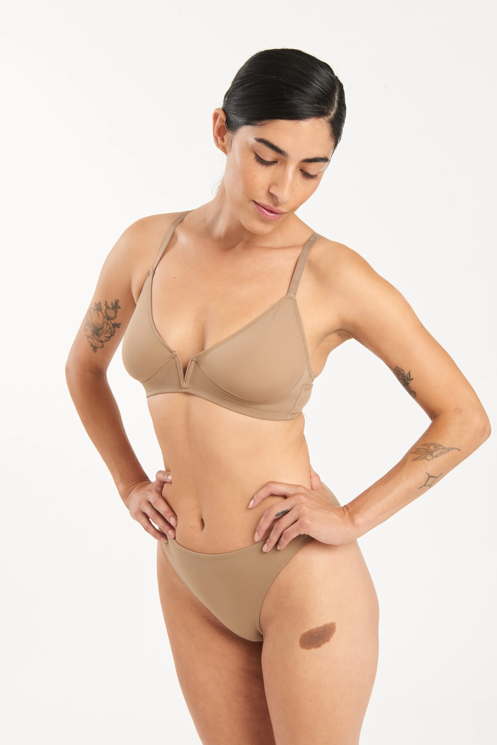 Nano Minimal V Wire Soft Cup Bra | Taupe - Image 3