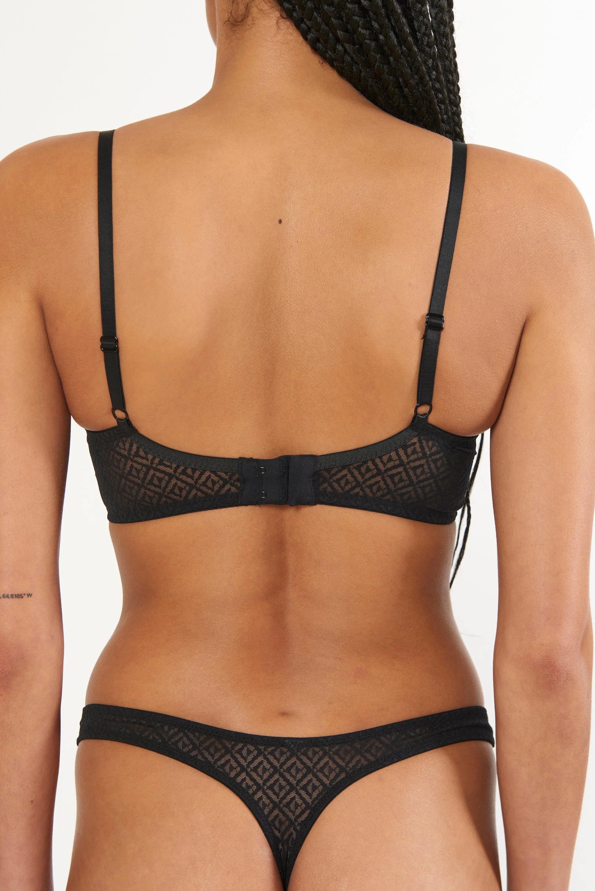 Betty Triangle Soft Bra | Black - Image 3