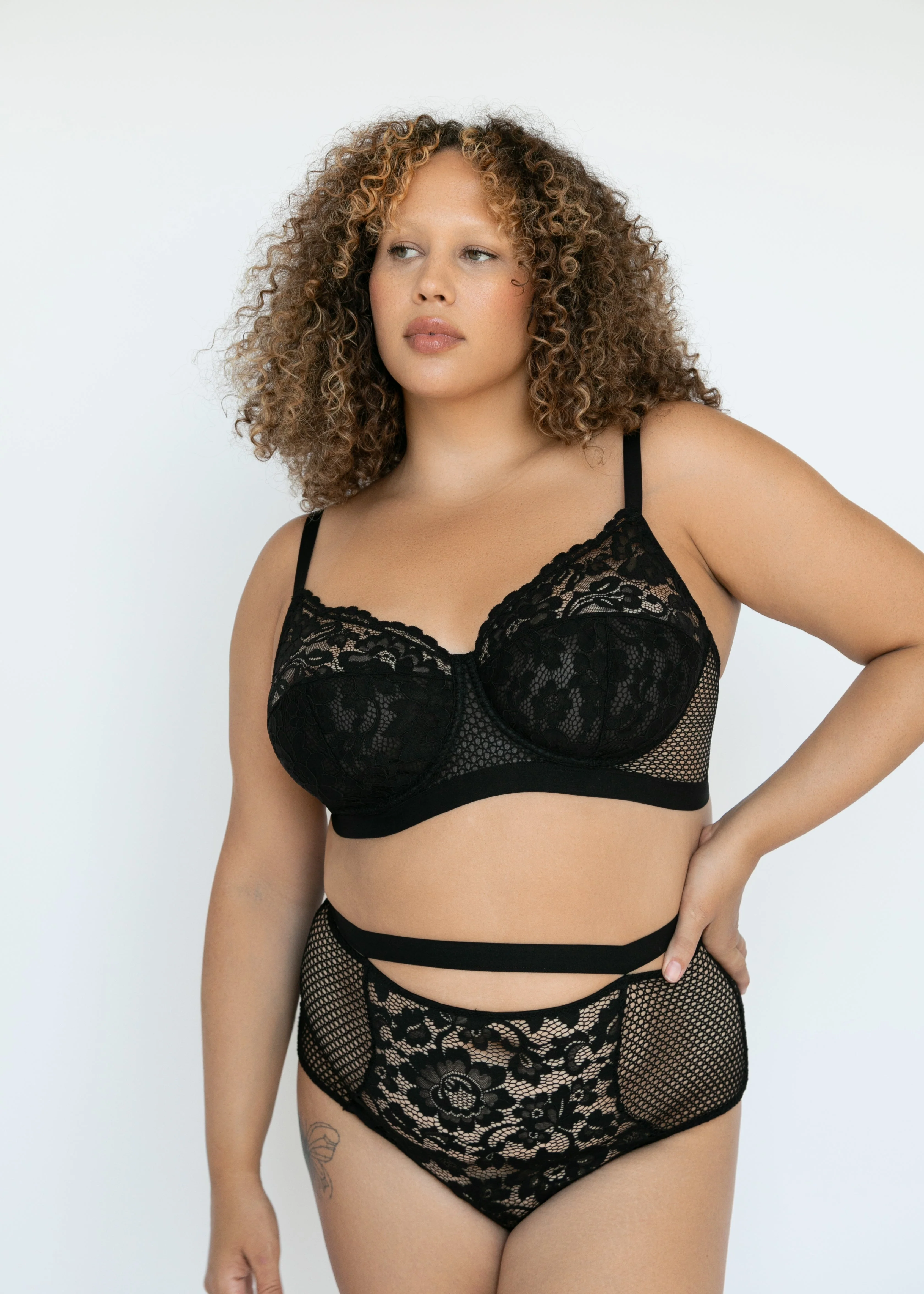 Petunia Full Cup Underwire Bra | Black - Image 4
