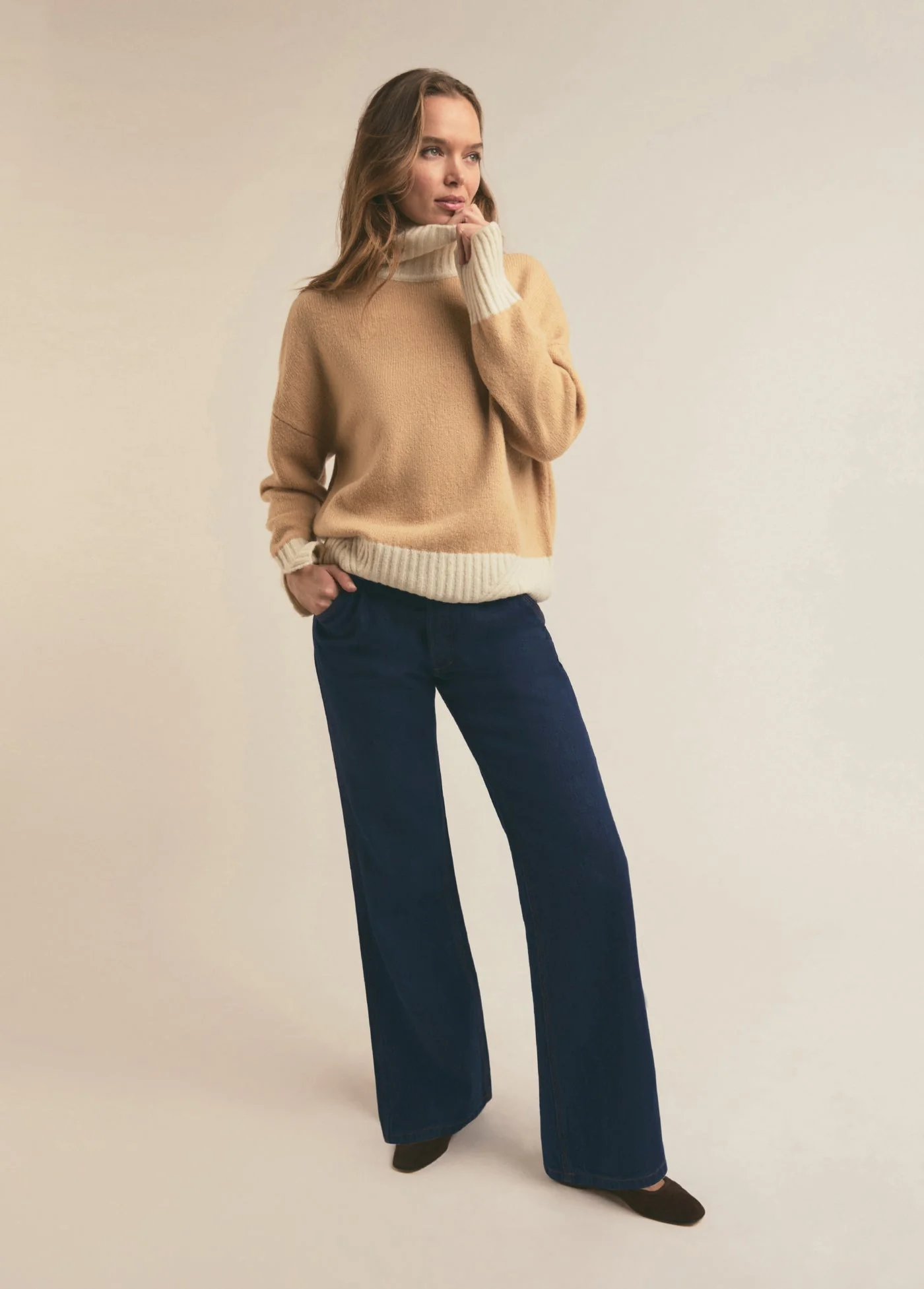 The Andi Sweater | Beige Ivory - Image 2