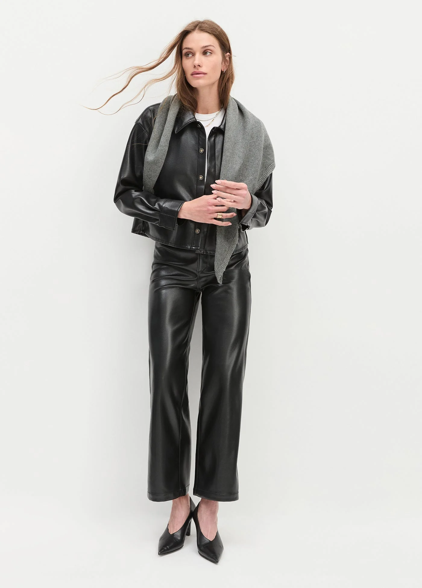 The Brady Crop Shirt | Raven - Image 2