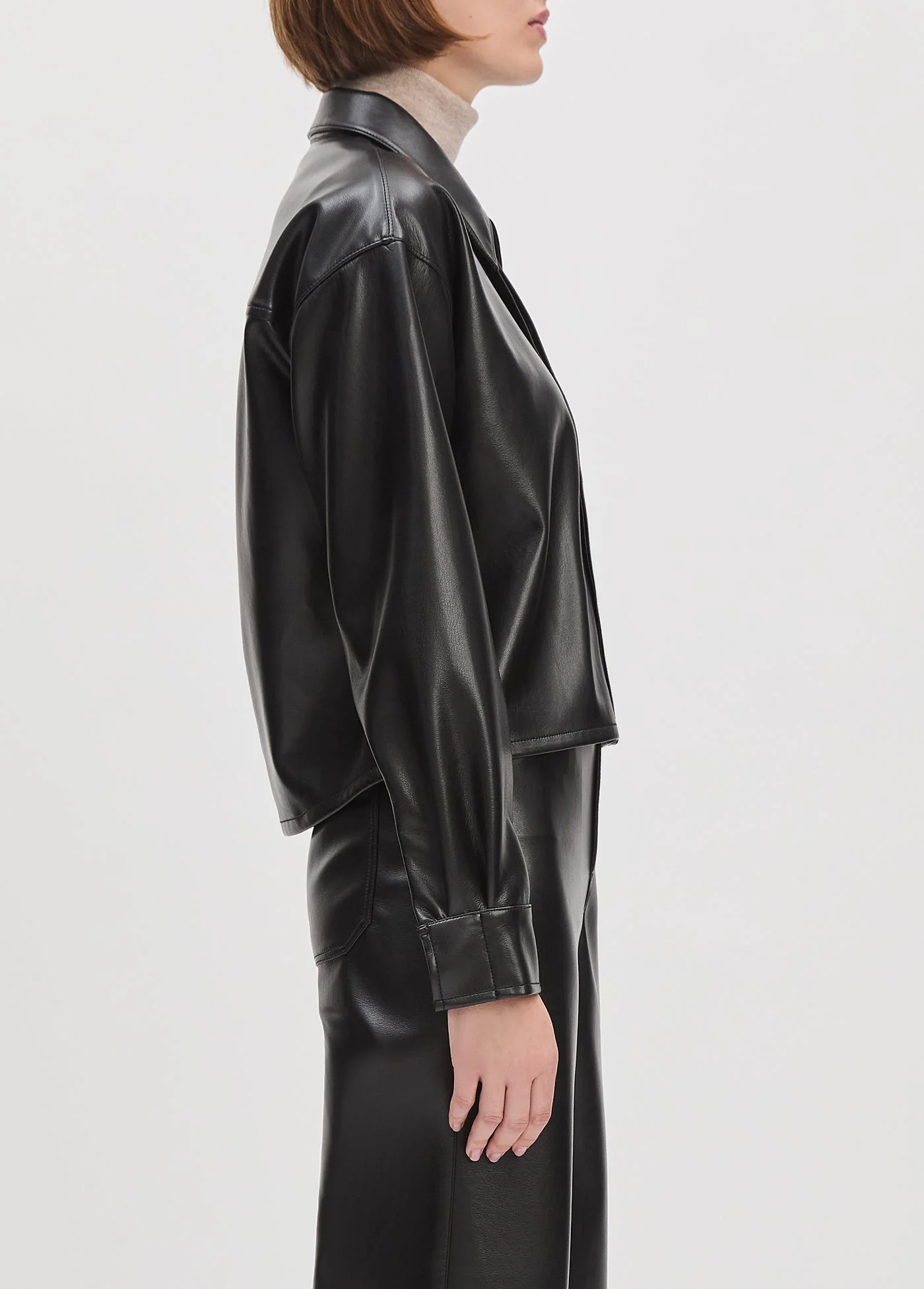 The Brady Crop Shirt | Raven - Image 5