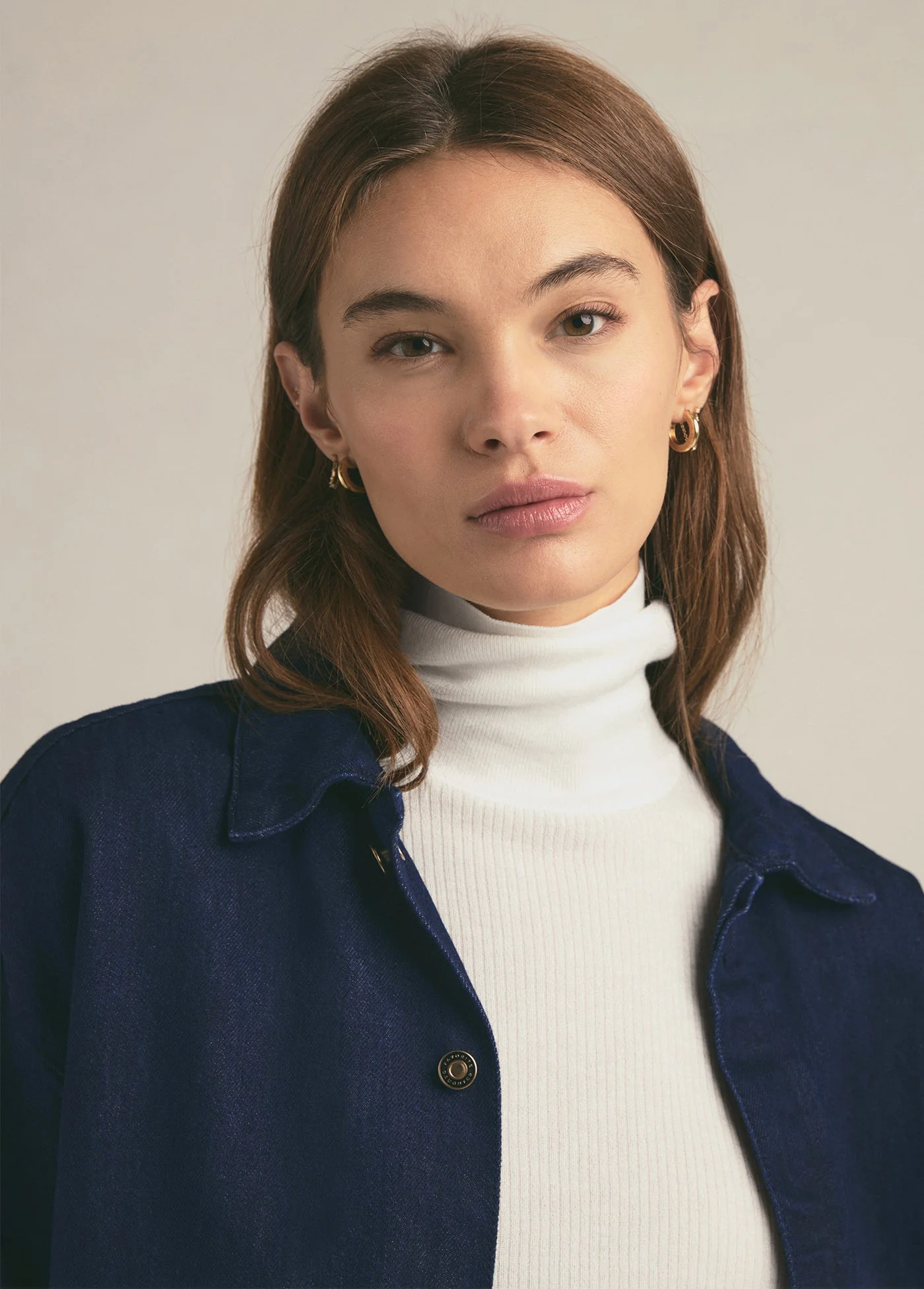 The Brady Crop Shirt | Stout - Image 2