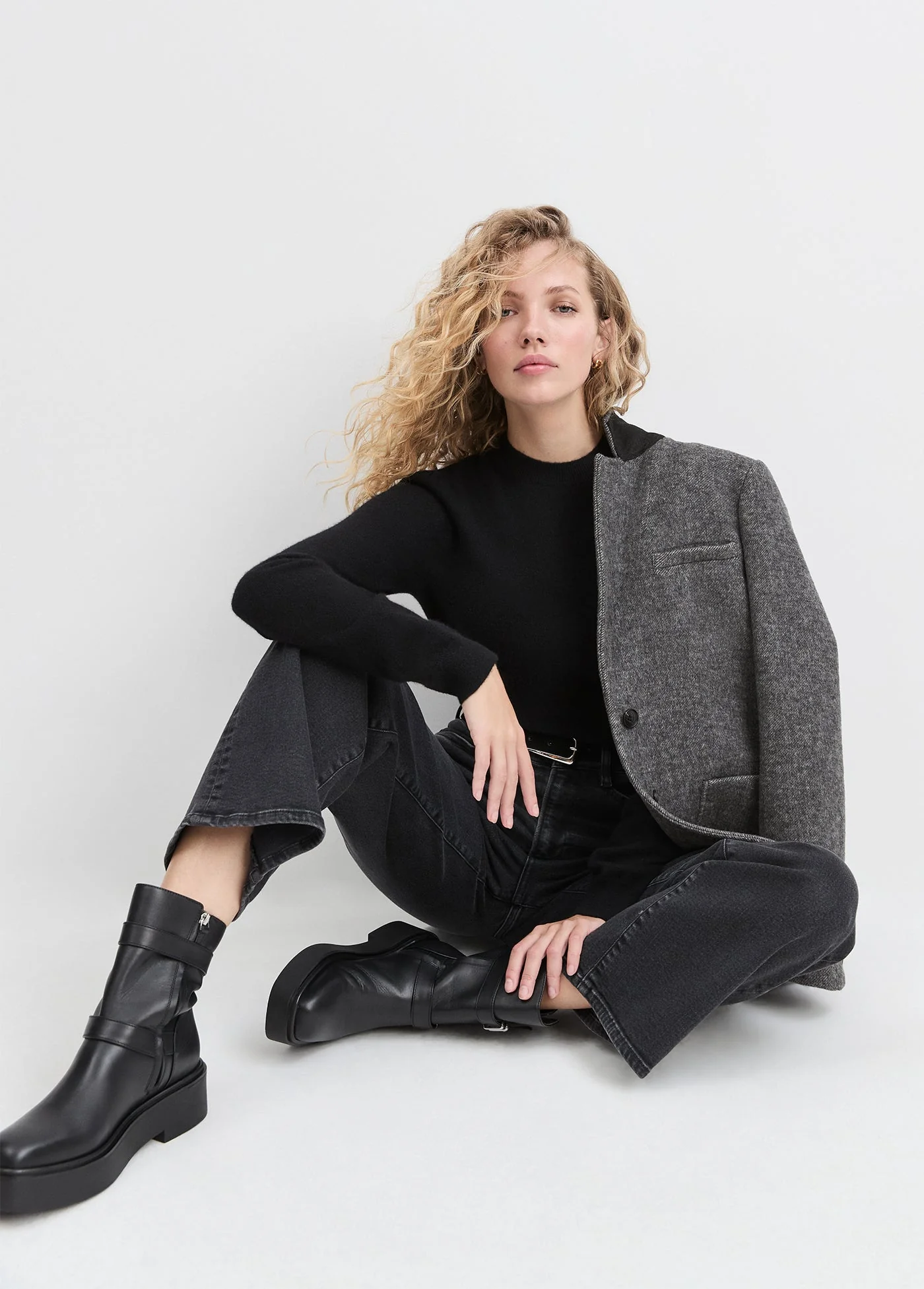 The Elena Long Sleeve Top | Black - Image 3