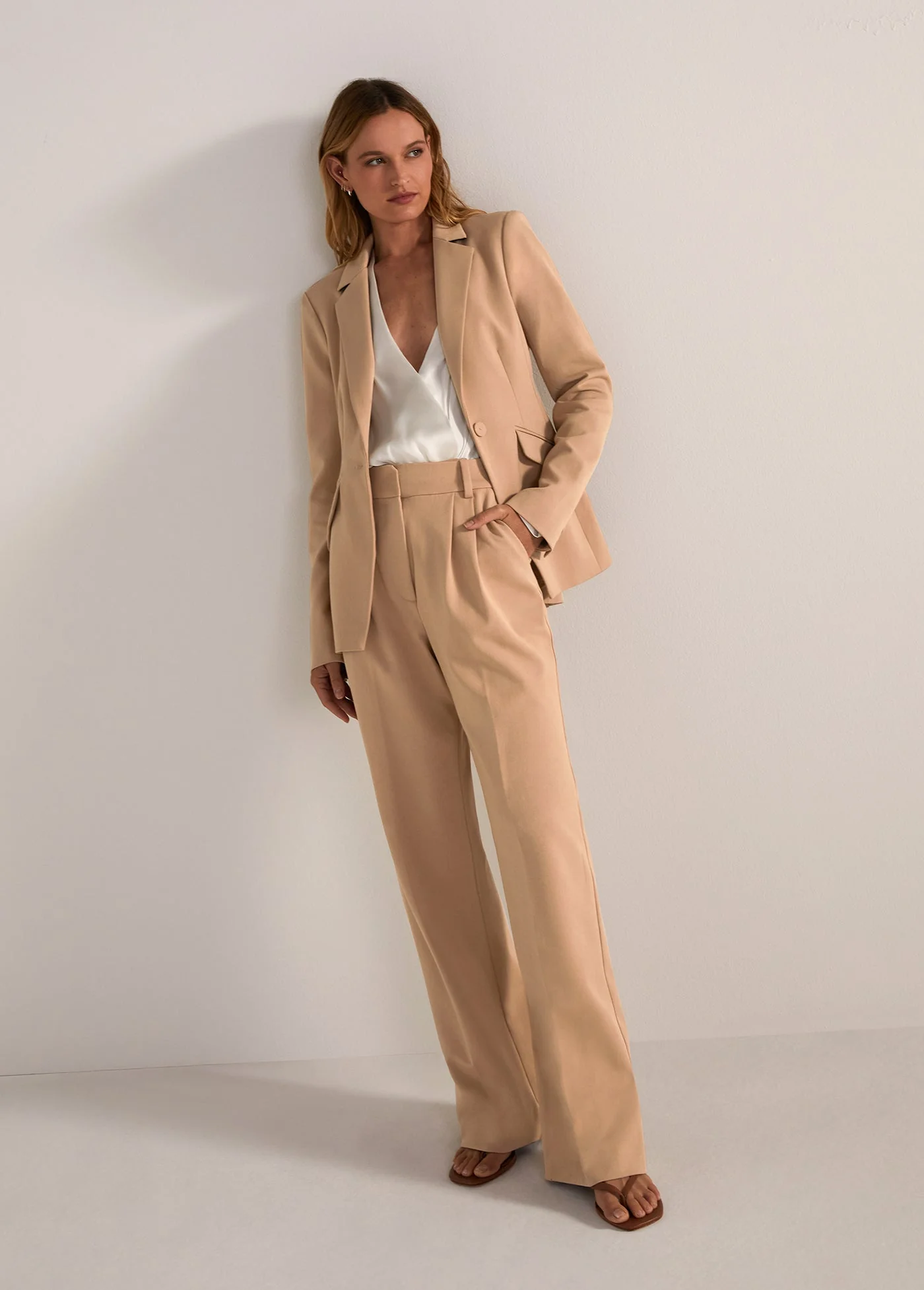 The Favorite Pant | Beige - Image 4