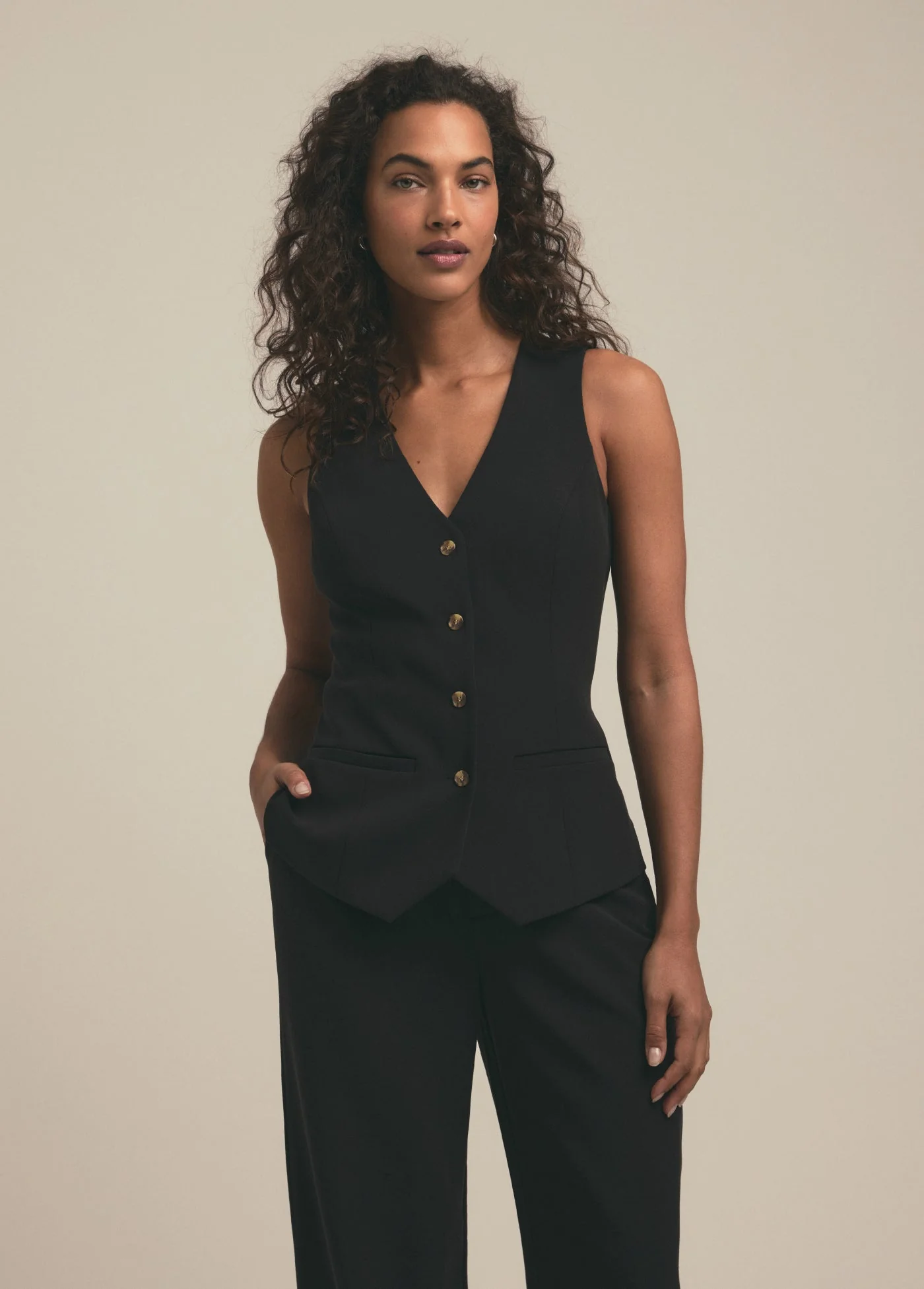 The Jones Linen Vest | Black
