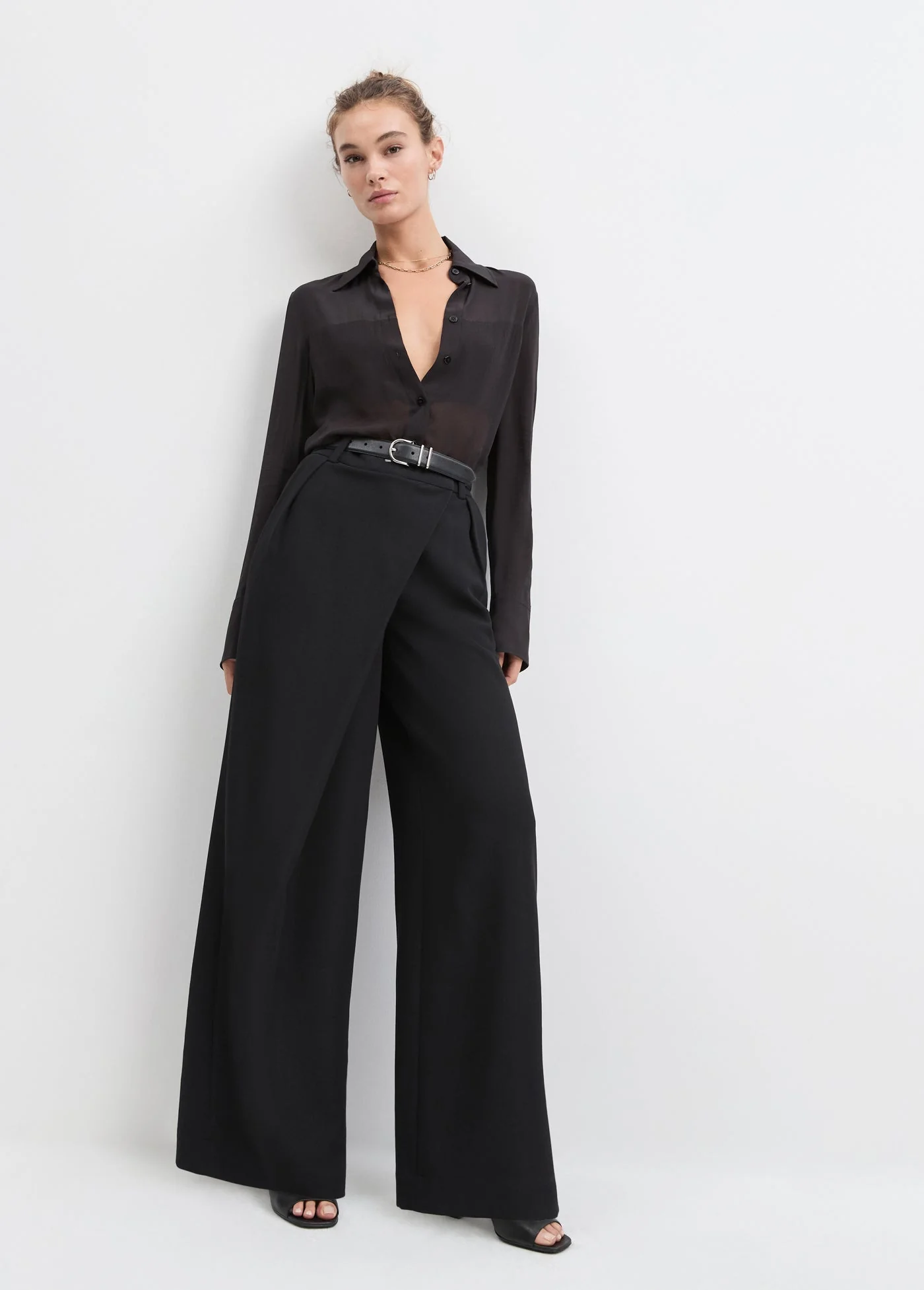 The Sheer Sophistication Top | Black - Image 4