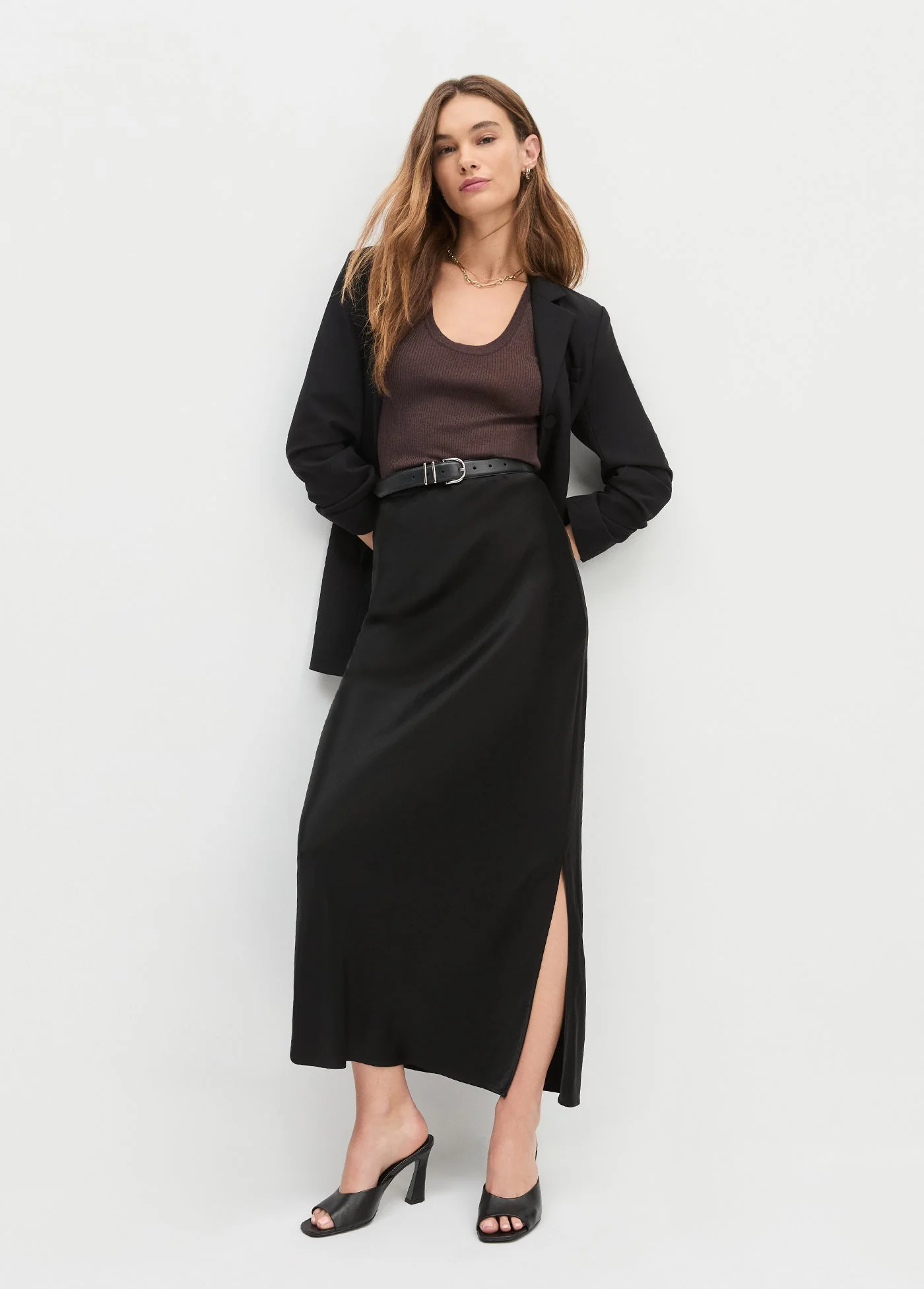 The Take It Easy Long Sleeve Top | Coffee - Image 3