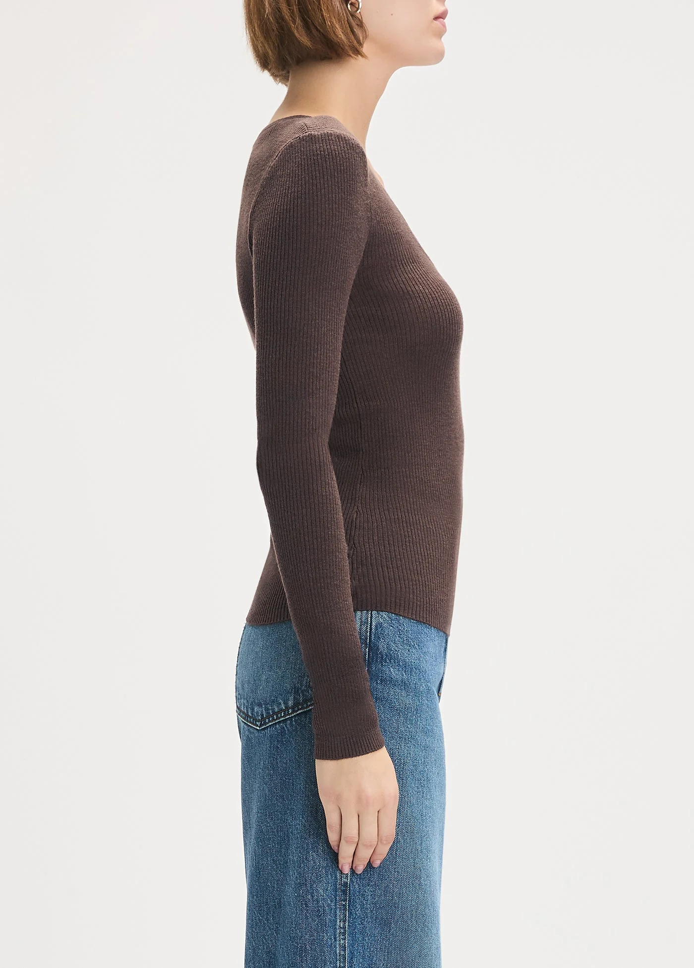 The Take It Easy Long Sleeve Top | Coffee - Image 6
