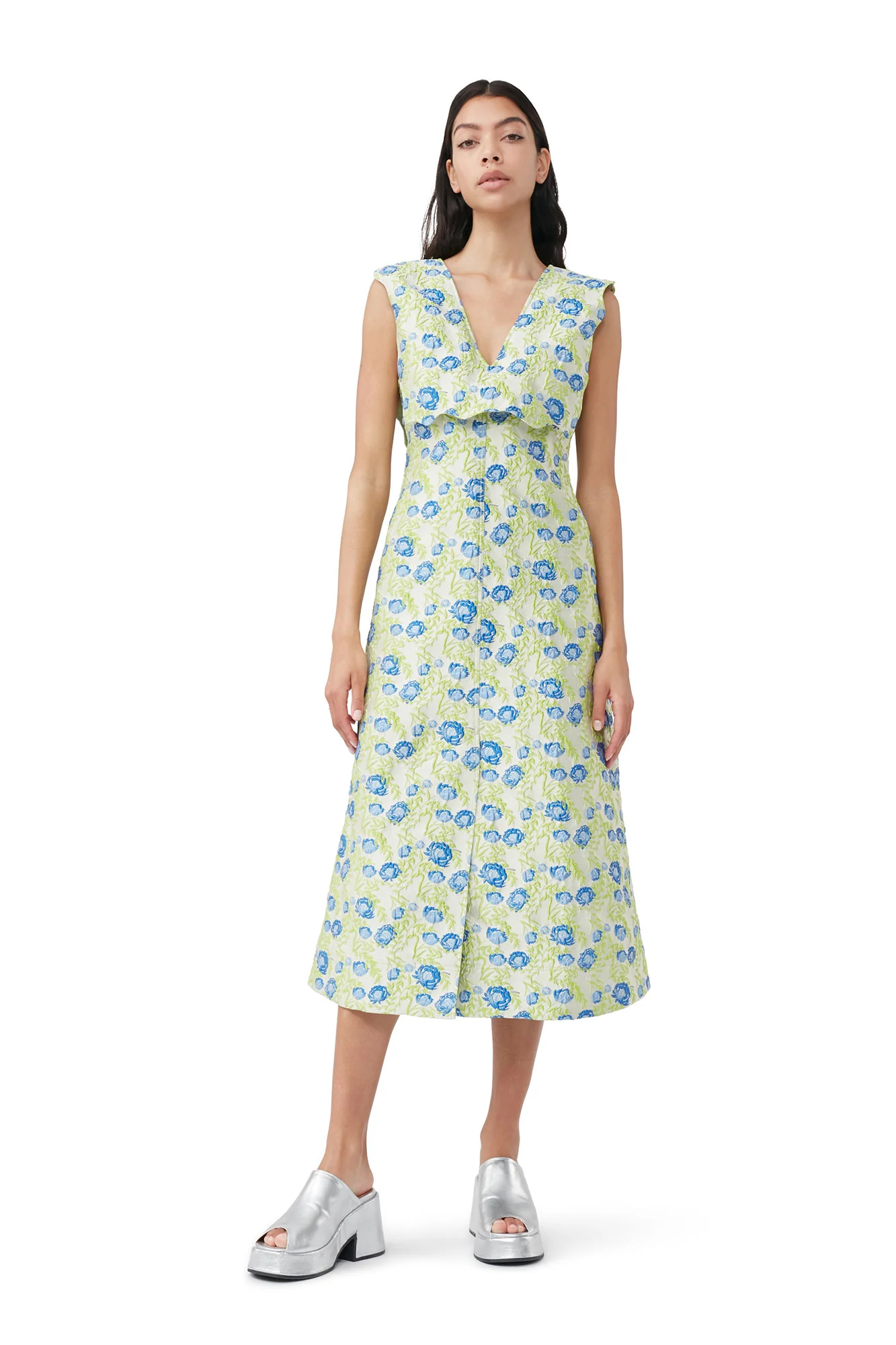 3D Jacquard Rhythm Collar Long Dress | Oyster Gray - Image 3