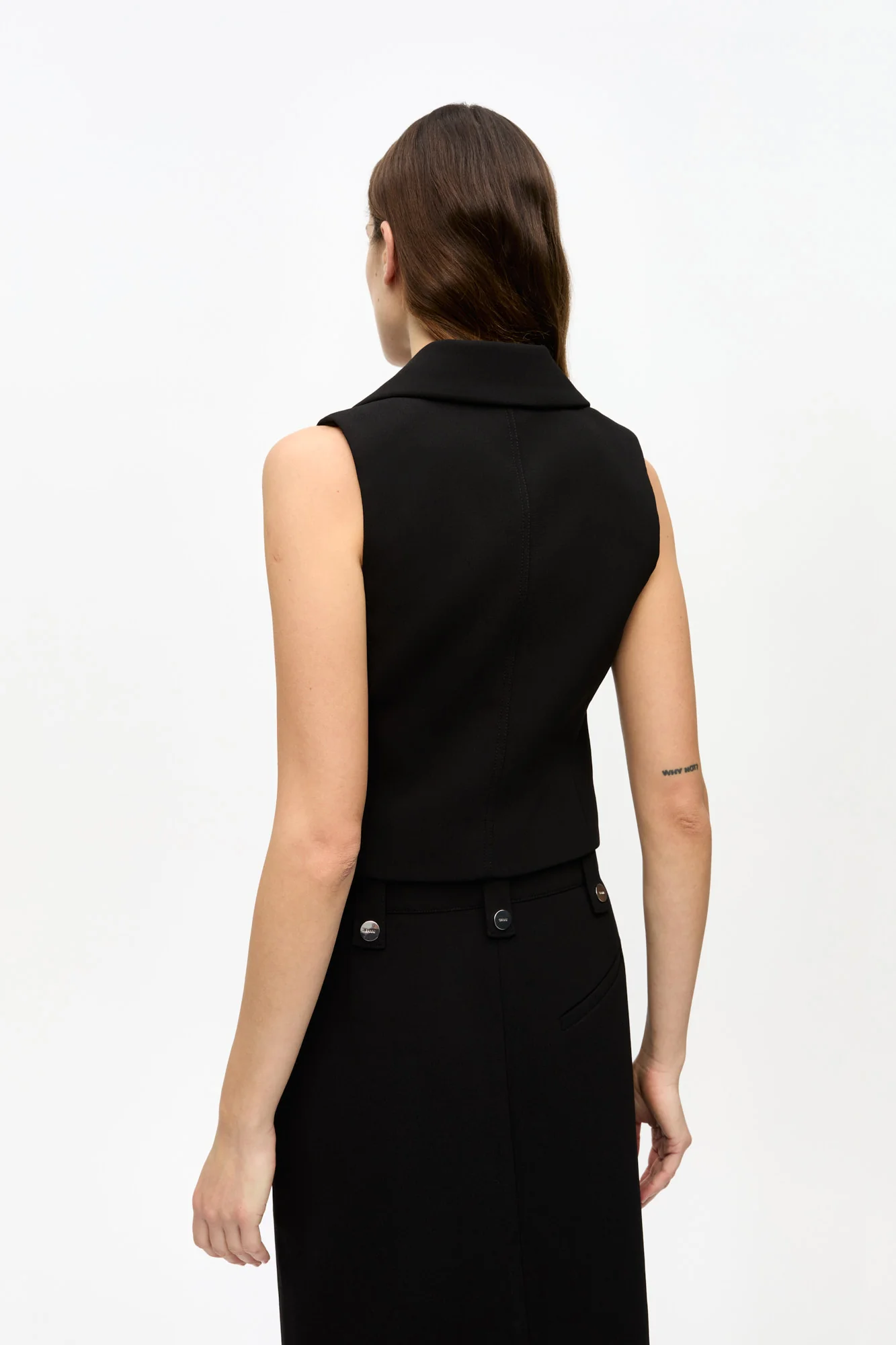 Bonded Crepe Vest | Black - Image 5