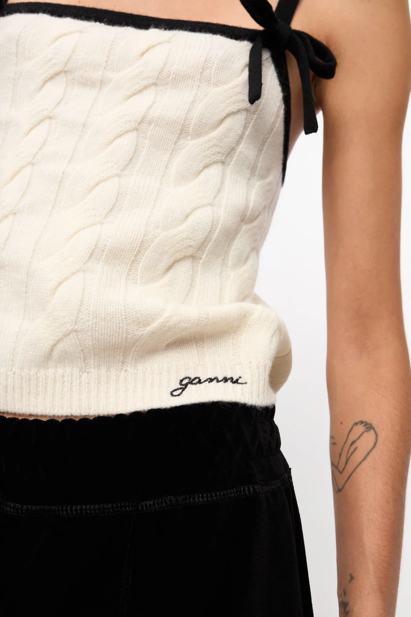 Cashmere Mix Cable Knit Top | Egret - Image 5