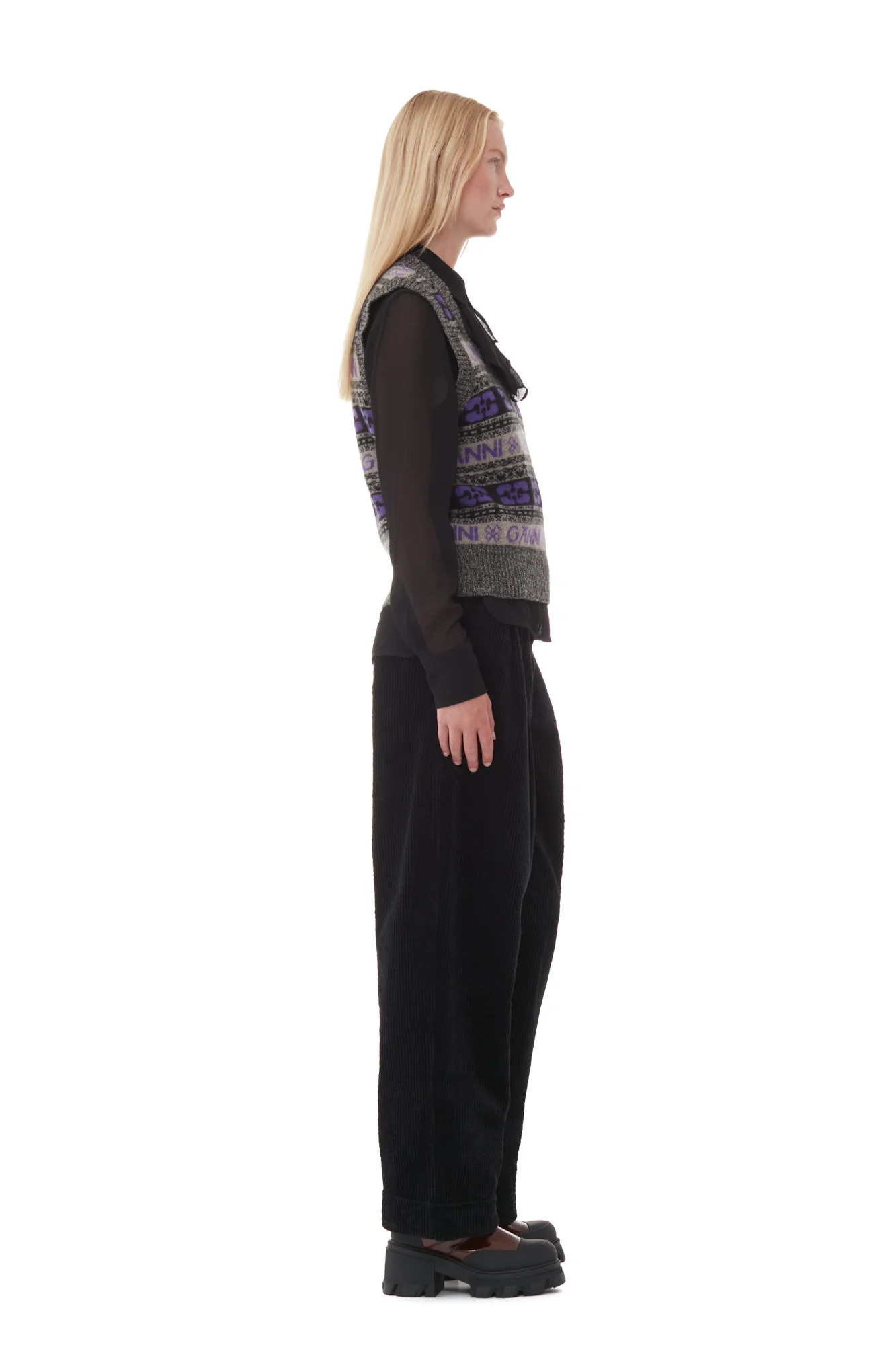 Corduroy Loose Pleat Trousers | Black - Image 4