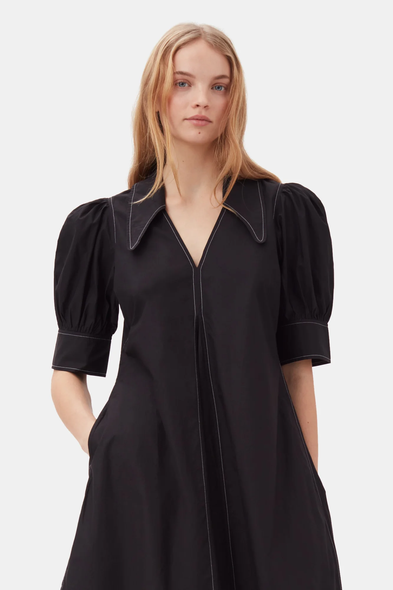 Cotton Poplin V-Neck Midi Dress | Black - Image 4