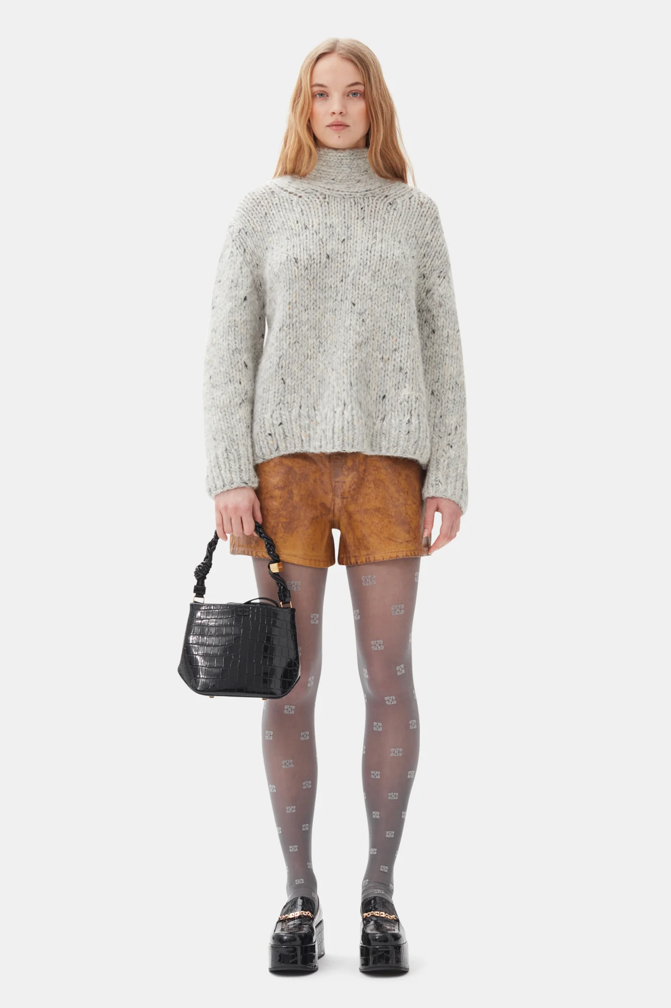 Croco Bou Bucket Bag | Black - Image 3