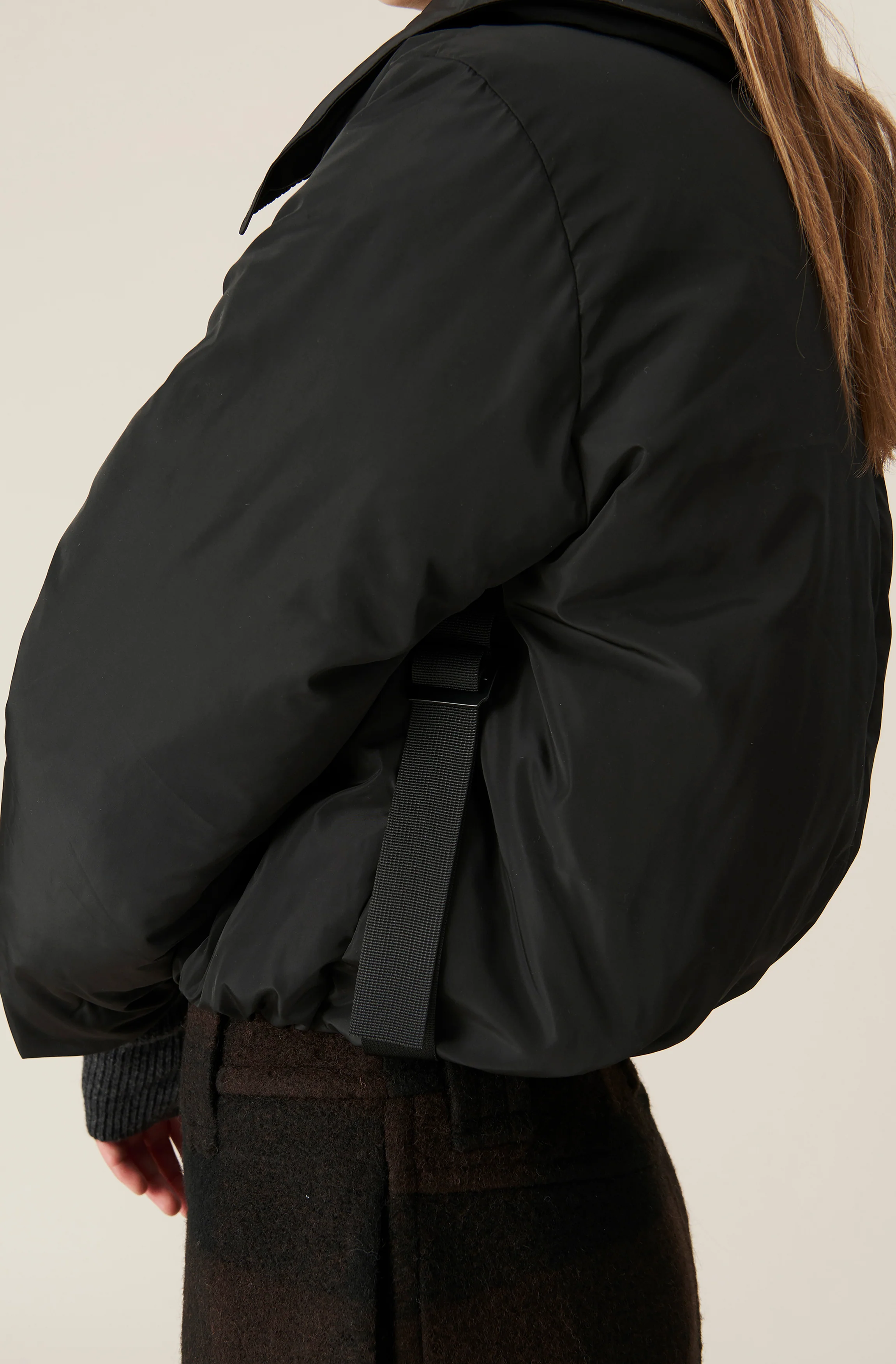 Cropped Down Jacket | Black - Image 5