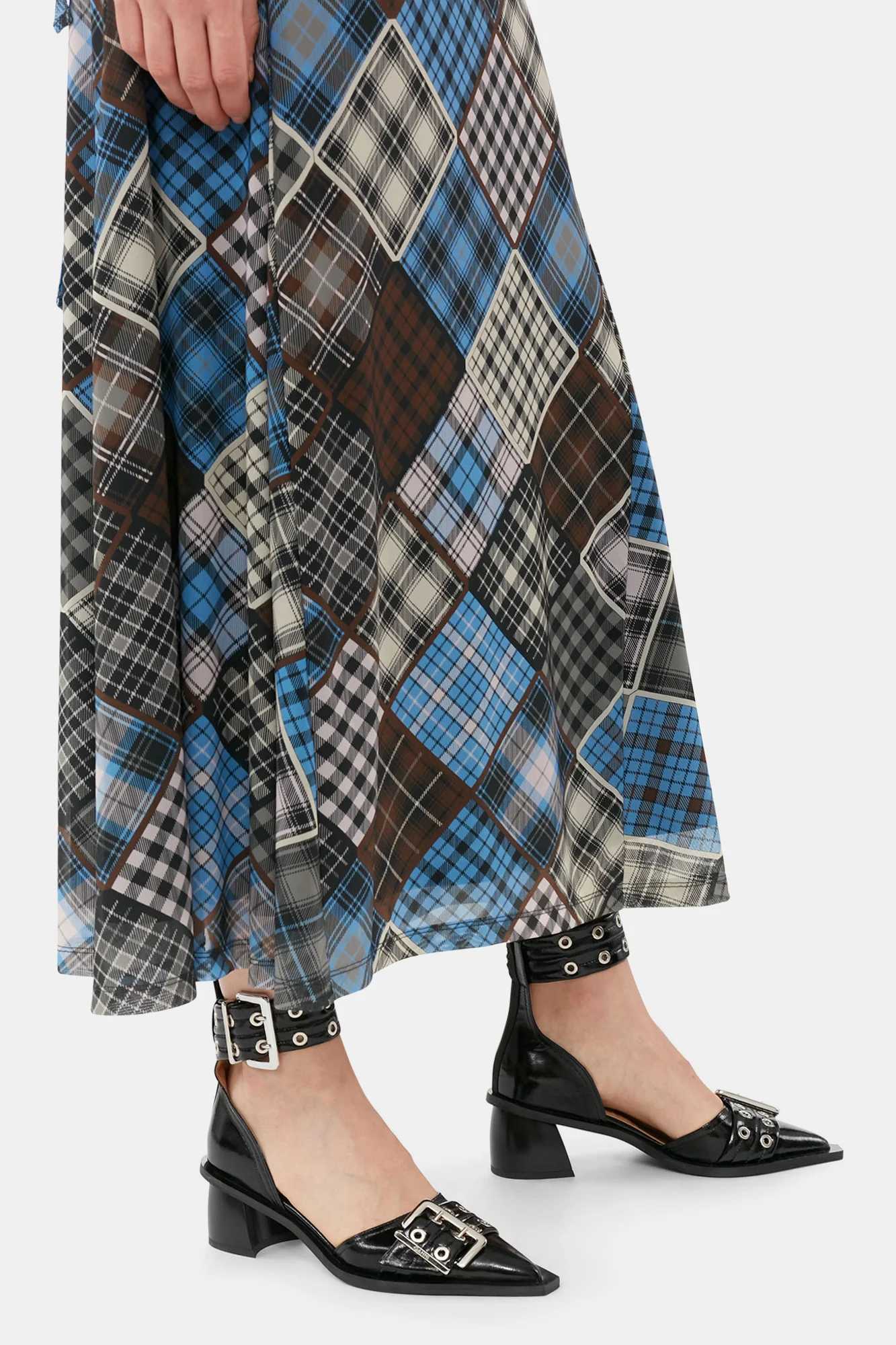 Feminine Buckle Open Cut Pumps - I | Black - Image 10