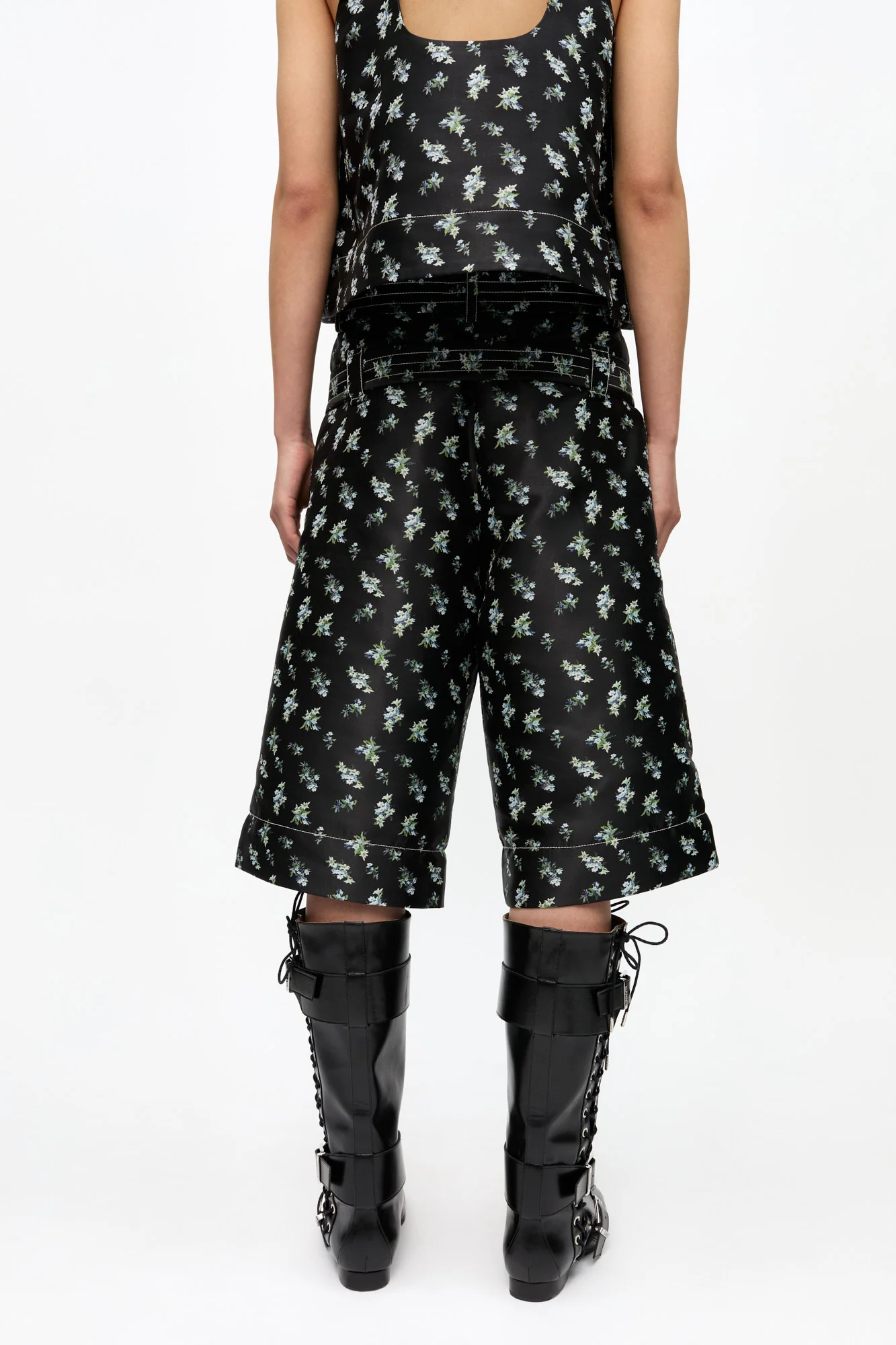Floral Jacquard Shorts | Black - Image 5