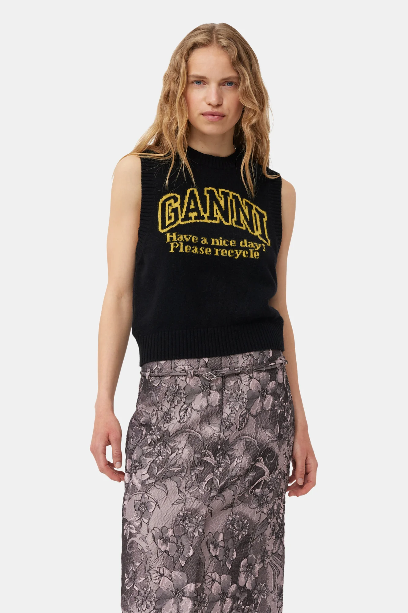 Graphic Vest | Black - Image 5
