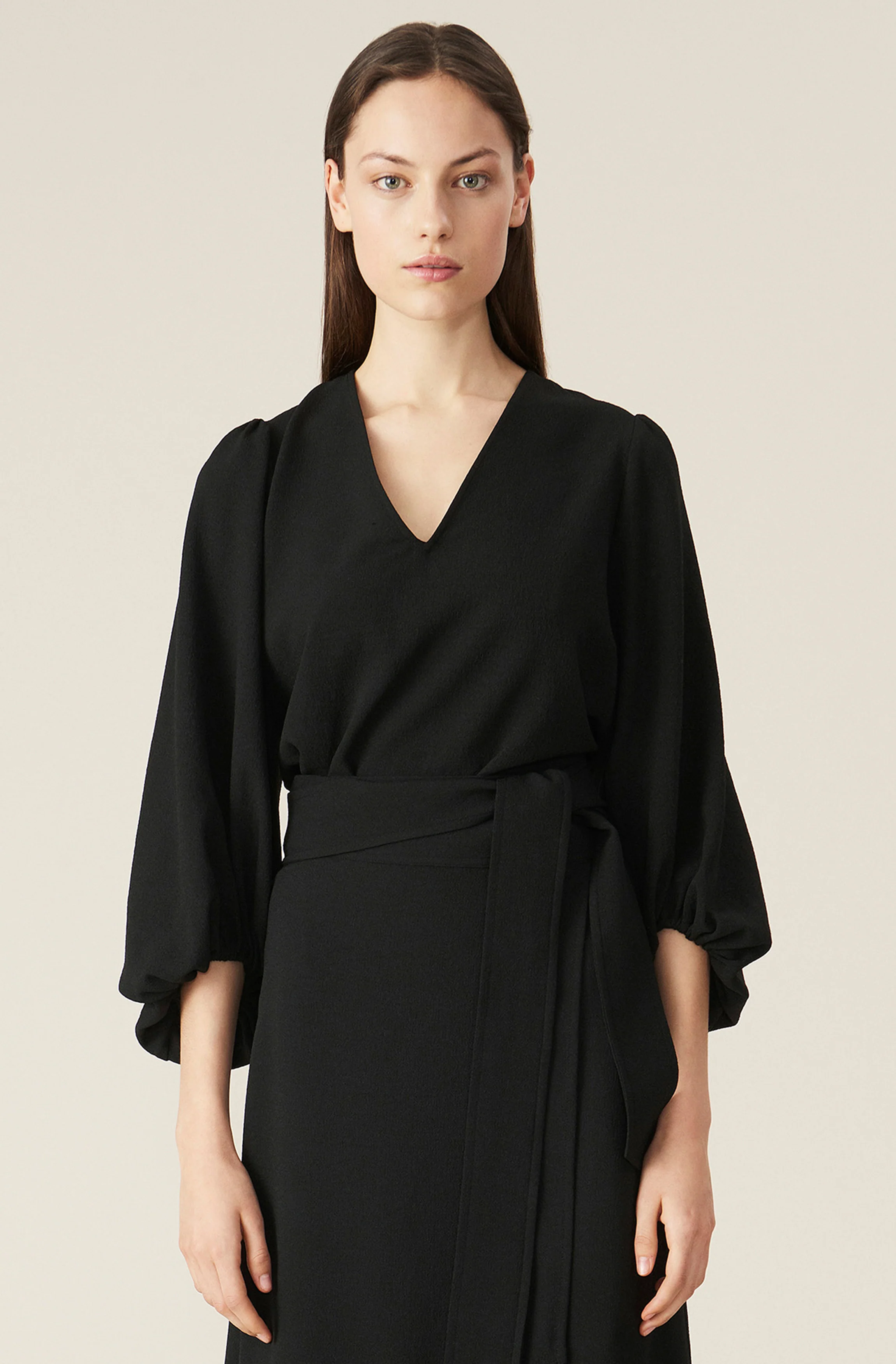 Heavy Crepe Blouse | Black - Image 2