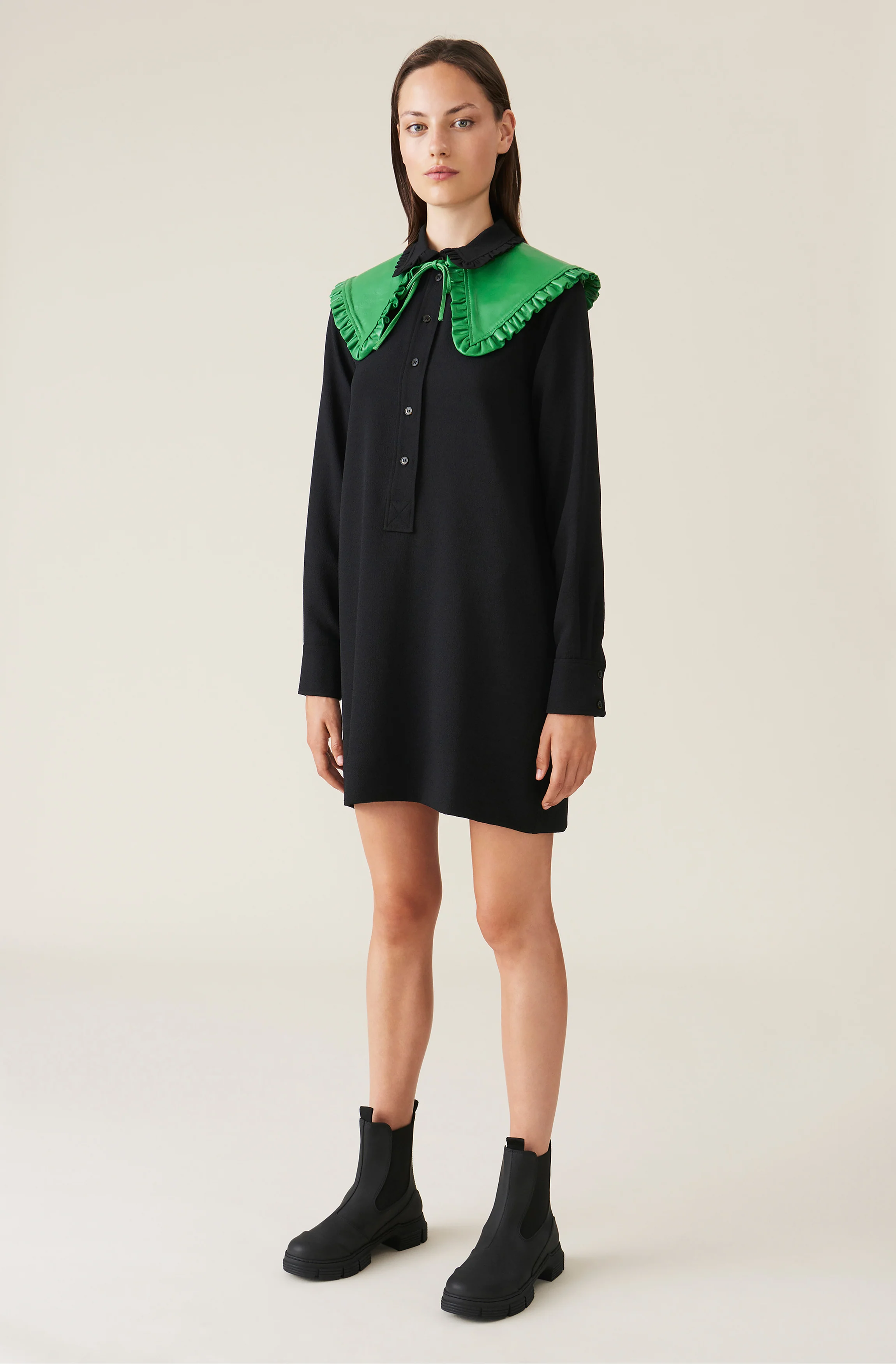 Heavy Crepe Half-Button Planket Mini Dress | Black - Image 2