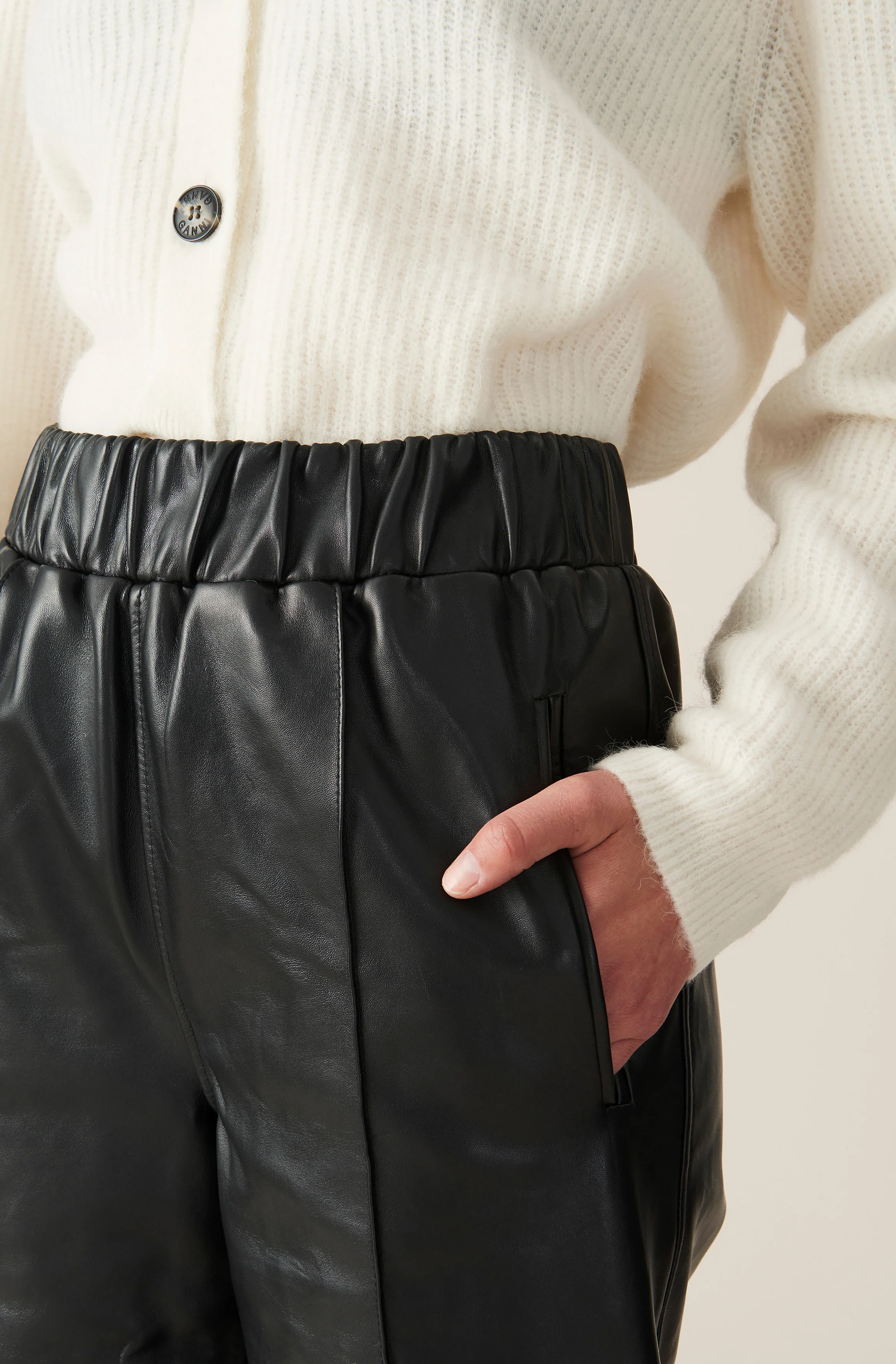 Lamb Leather Jogger Pants | Black - Image 4