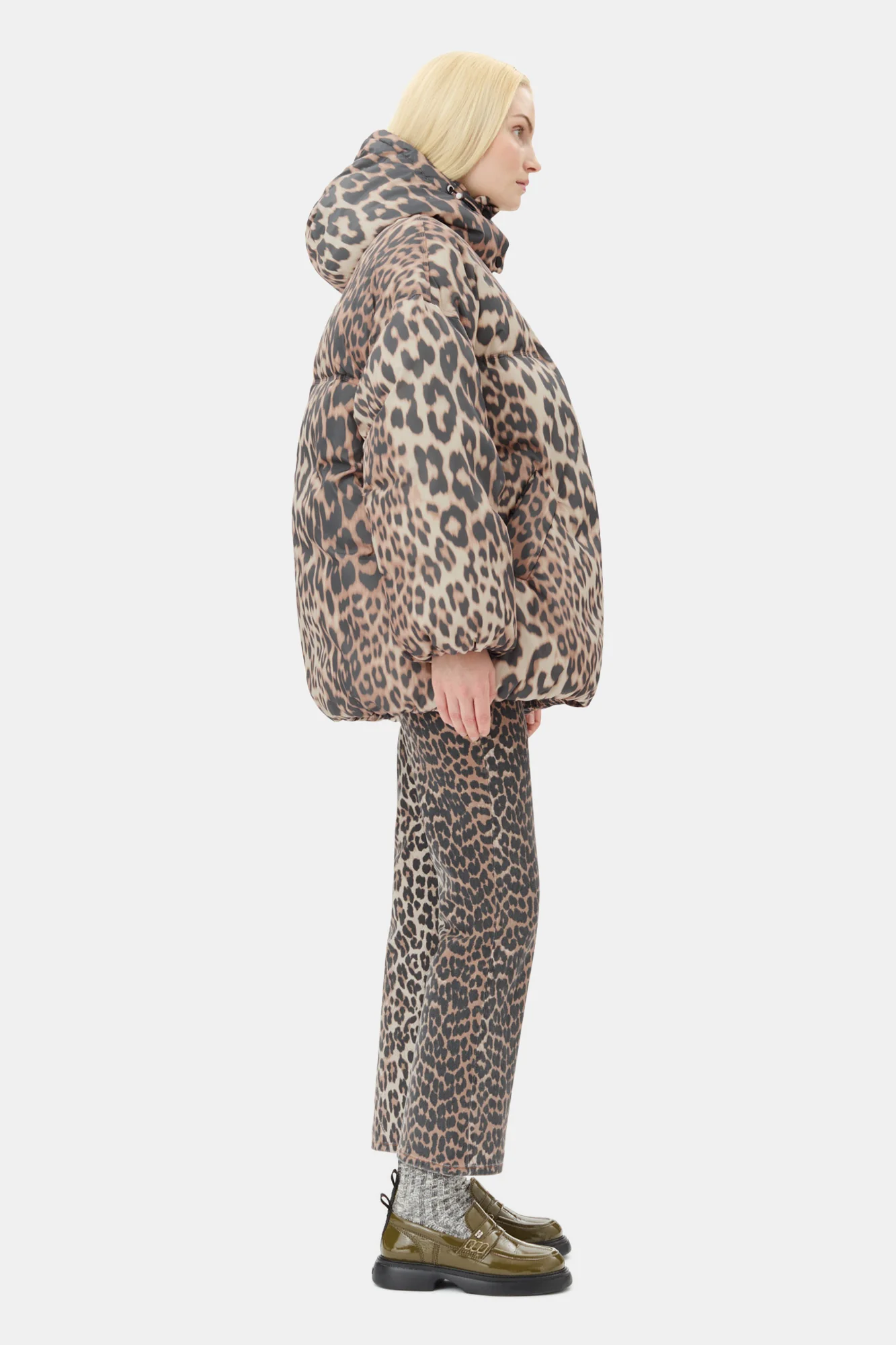 Leo Puffers Midi Jacket | Almond Milk - Image 5
