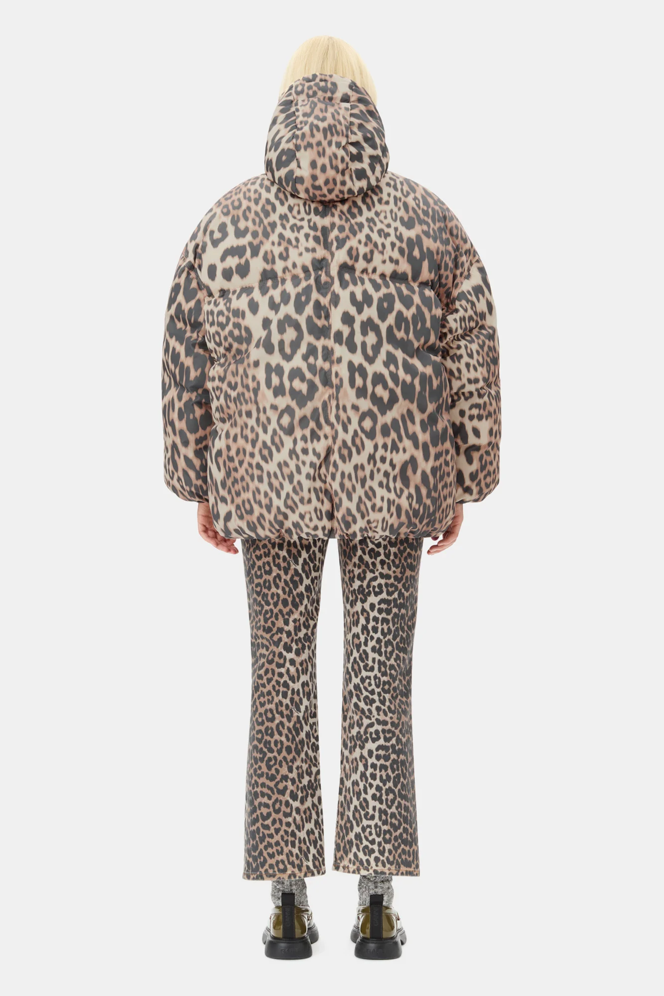 Leo Puffers Midi Jacket | Almond Milk - Image 6