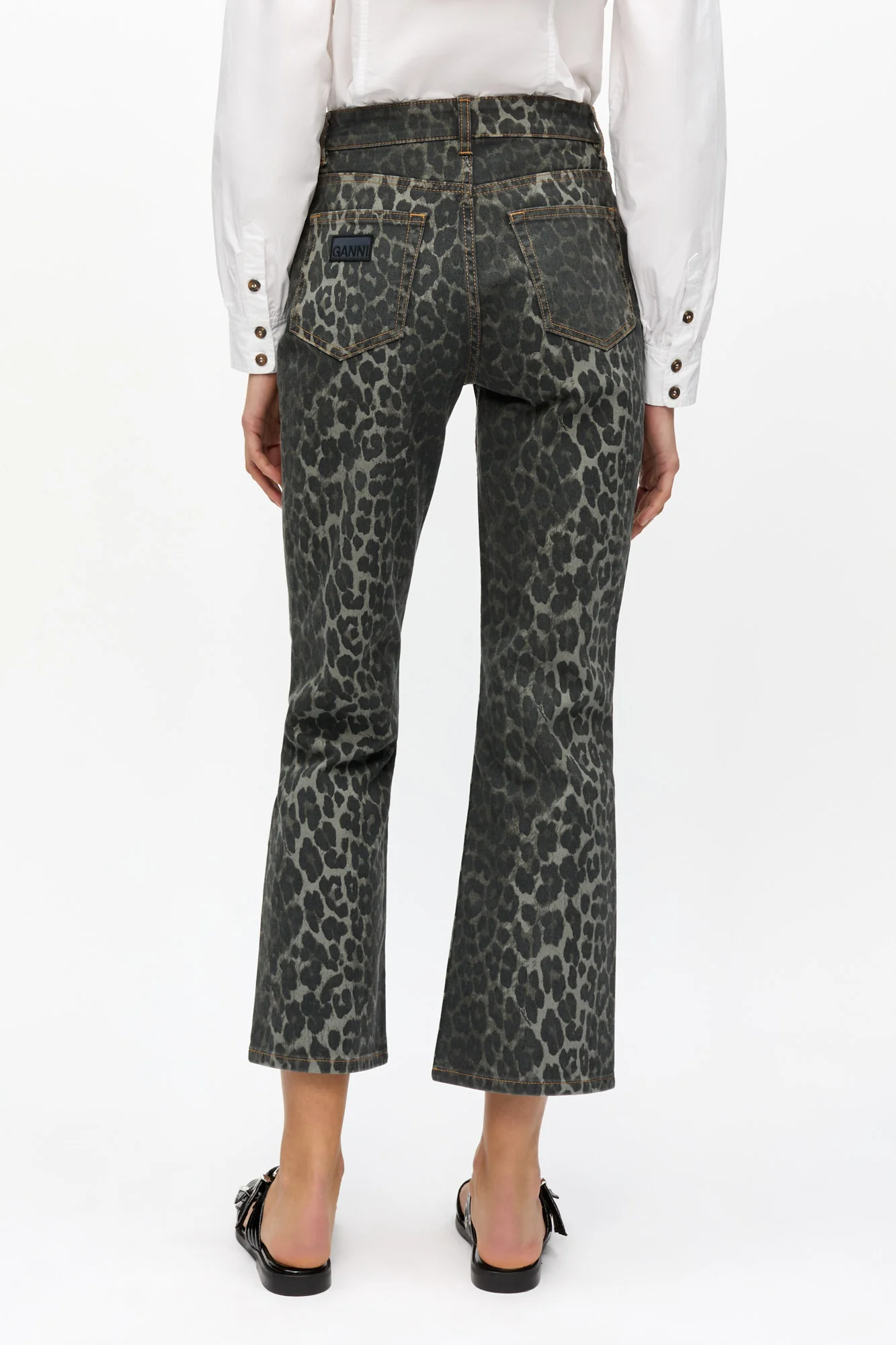 Leopard Betzy Jeans | Gray Pinstripe - Image 5