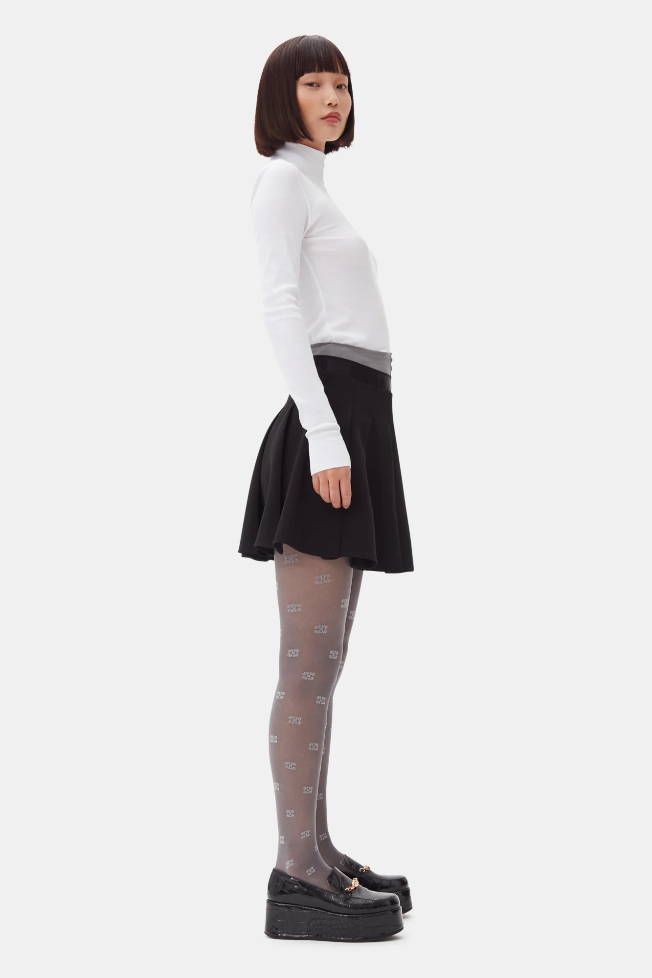 Light Twill Pleated Mini Skirt | Black - Image 4