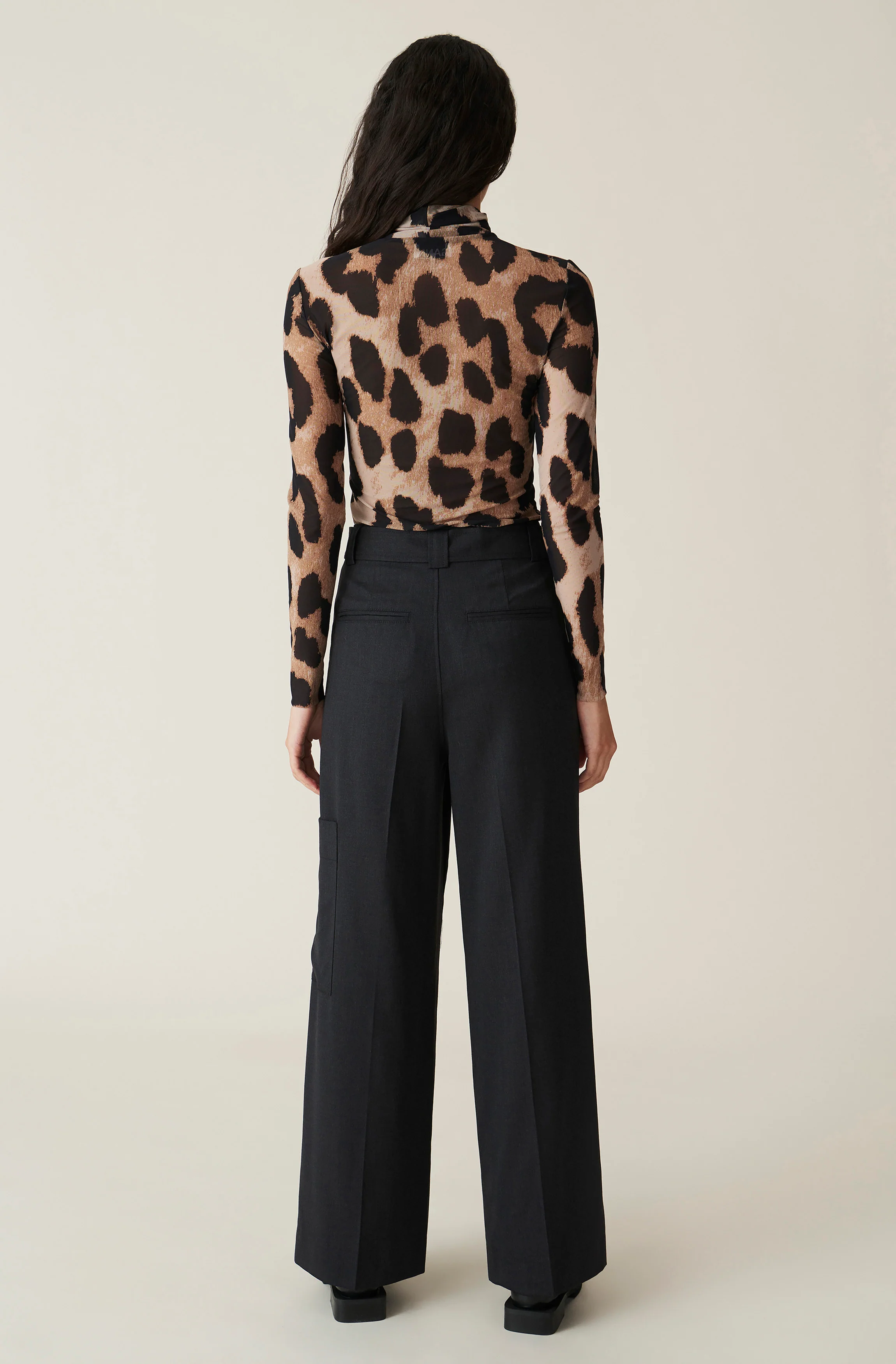 Light Wool Tailored Trousers | Phantom - Image 3