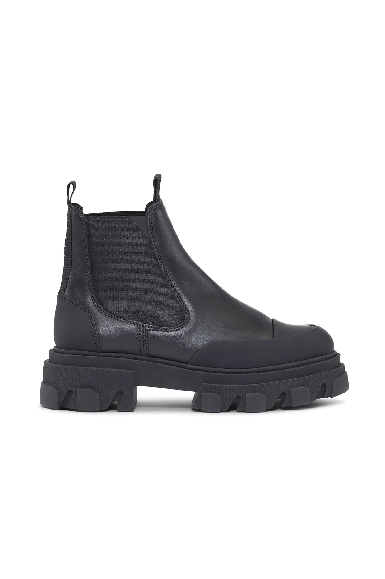 Low Leather Chelsea Boots | Black