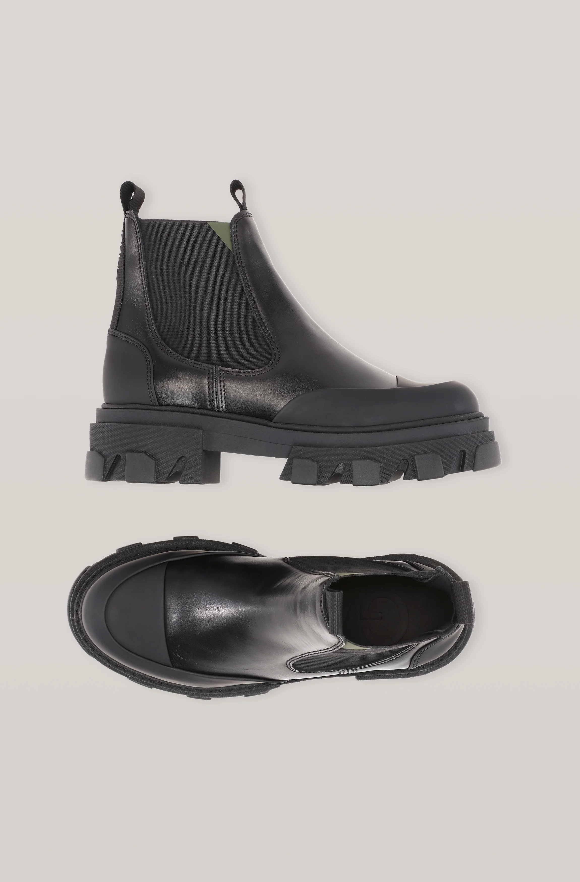 Low Leather Chelsea Boots | Black - Image 2