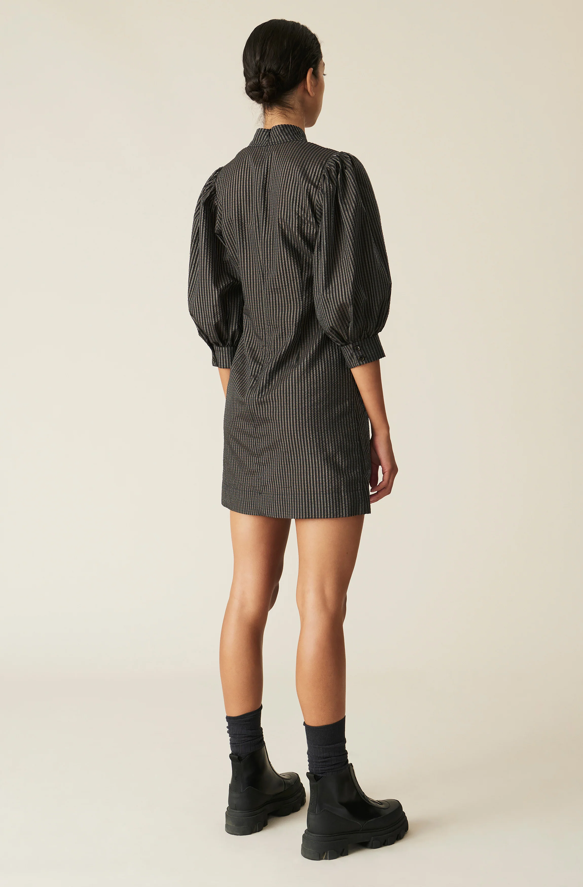 Metallic Seersucker Puff Sleeve Dress | Black - Image 3