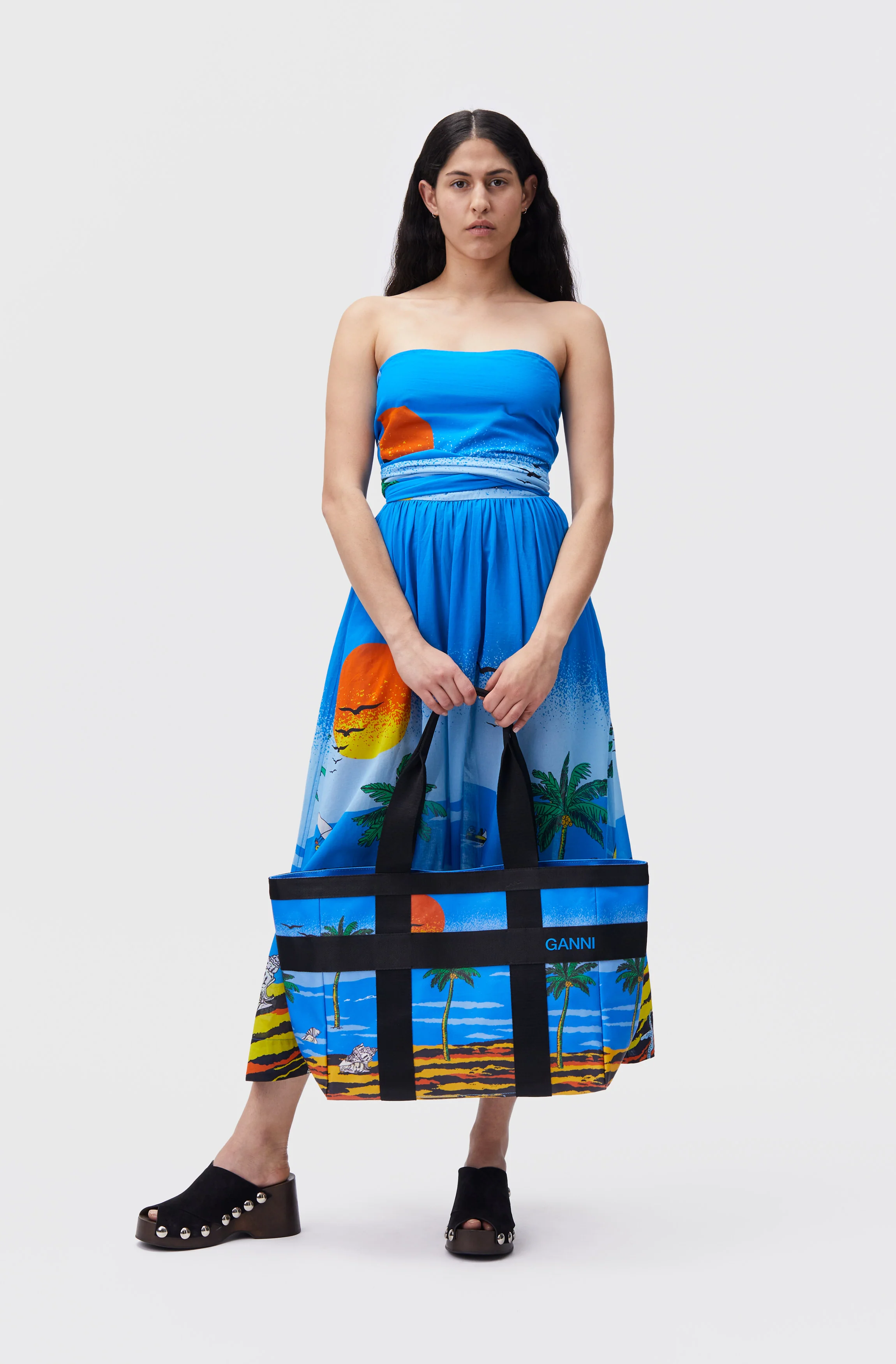 Multifunctional Beach Wrap | Palm Beach Cloisonne - Image 3