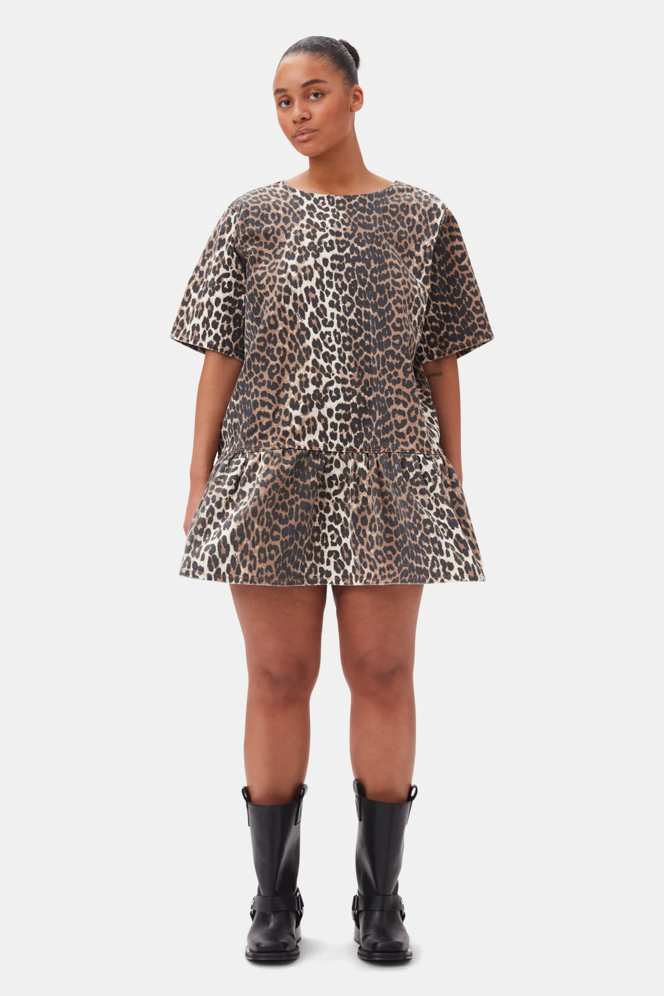 Print Denim Slip-On style Open-Back Mini Dress | Leopard - Image 7