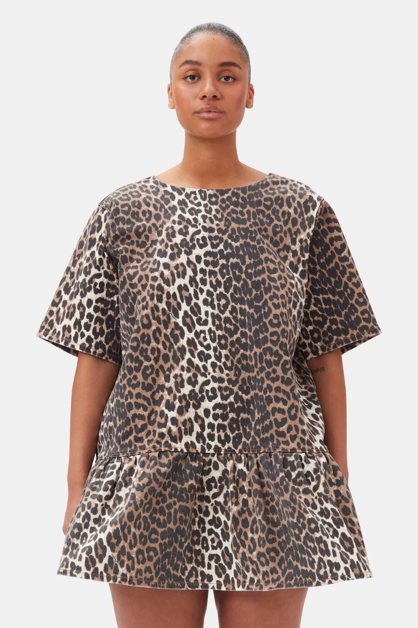 Print Denim Slip-On style Open-Back Mini Dress | Leopard - Image 8