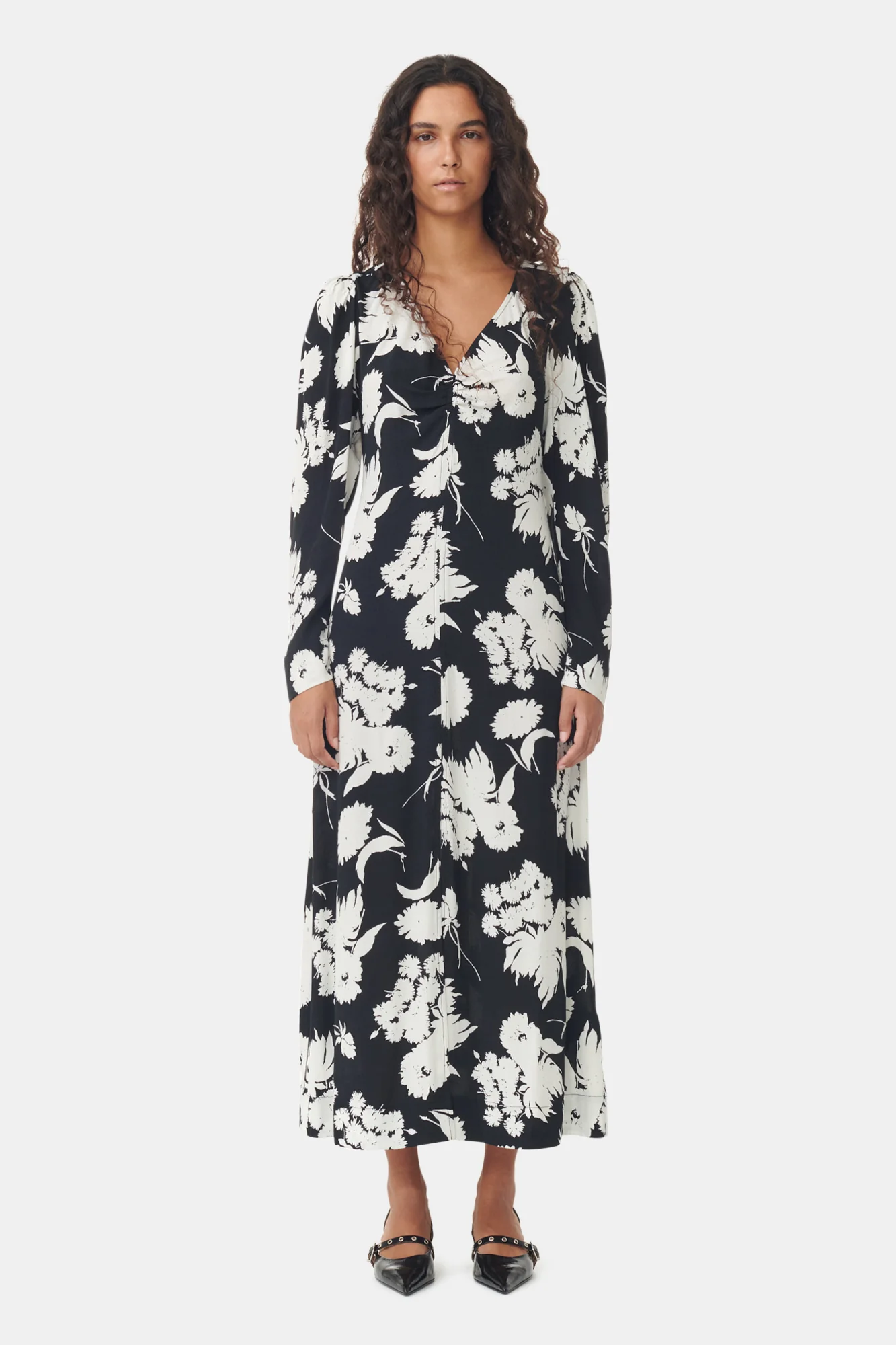 Printed Crepe V-Neck Dress | Black - Image 3