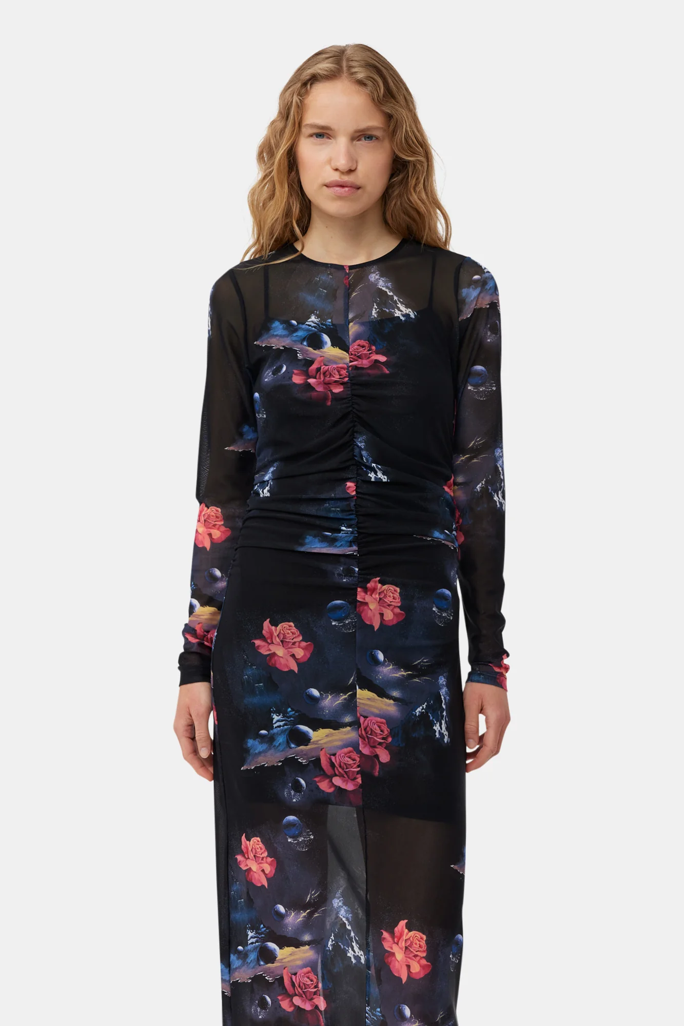 Printed Mesh O-neck Ruched Long Dress | Black - Image 6