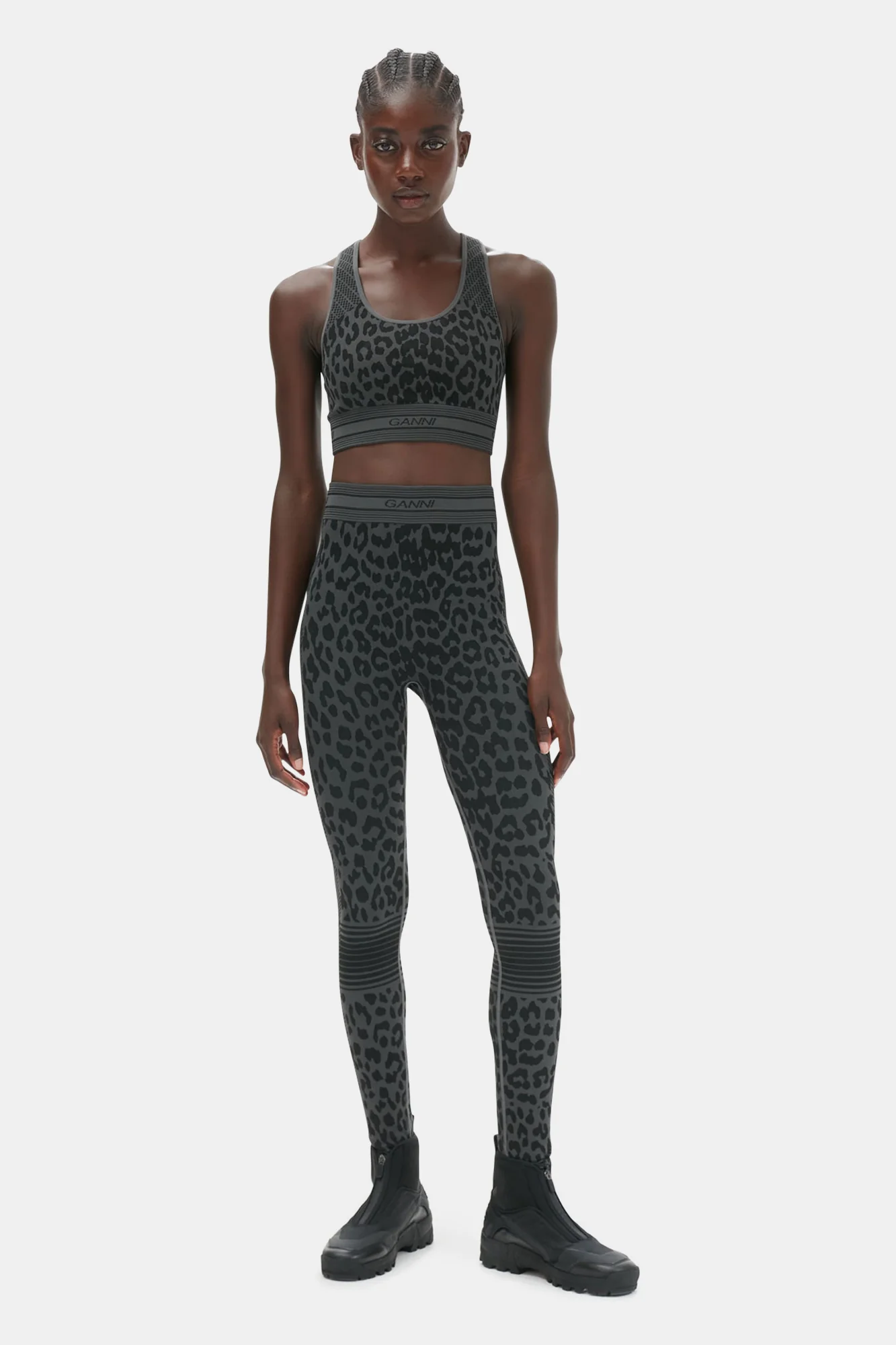 Seamless Jacquard Bra | Black - Image 5