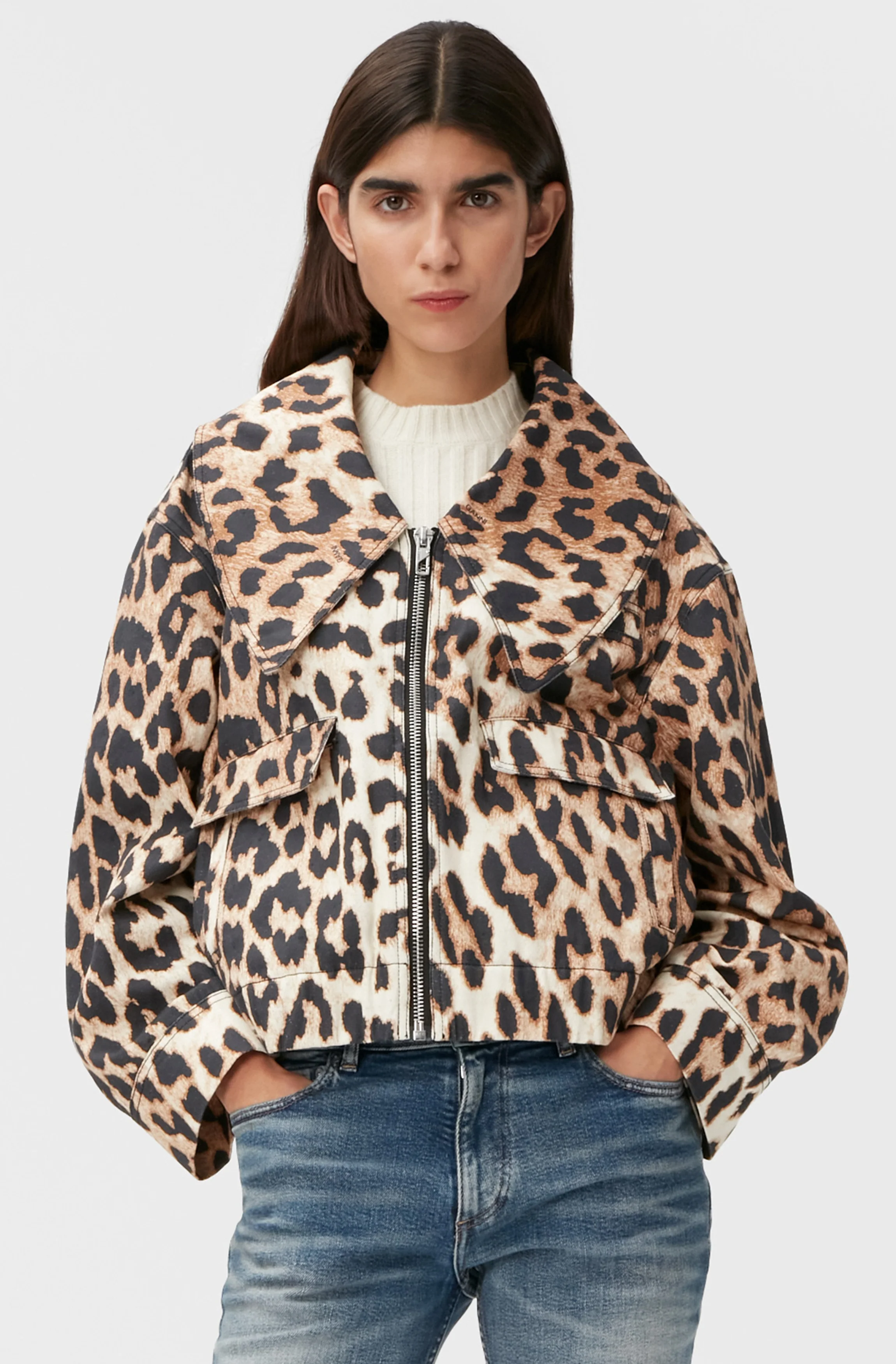 Short Leopard Jacket | Big Leopard Almond Milk - Image 3
