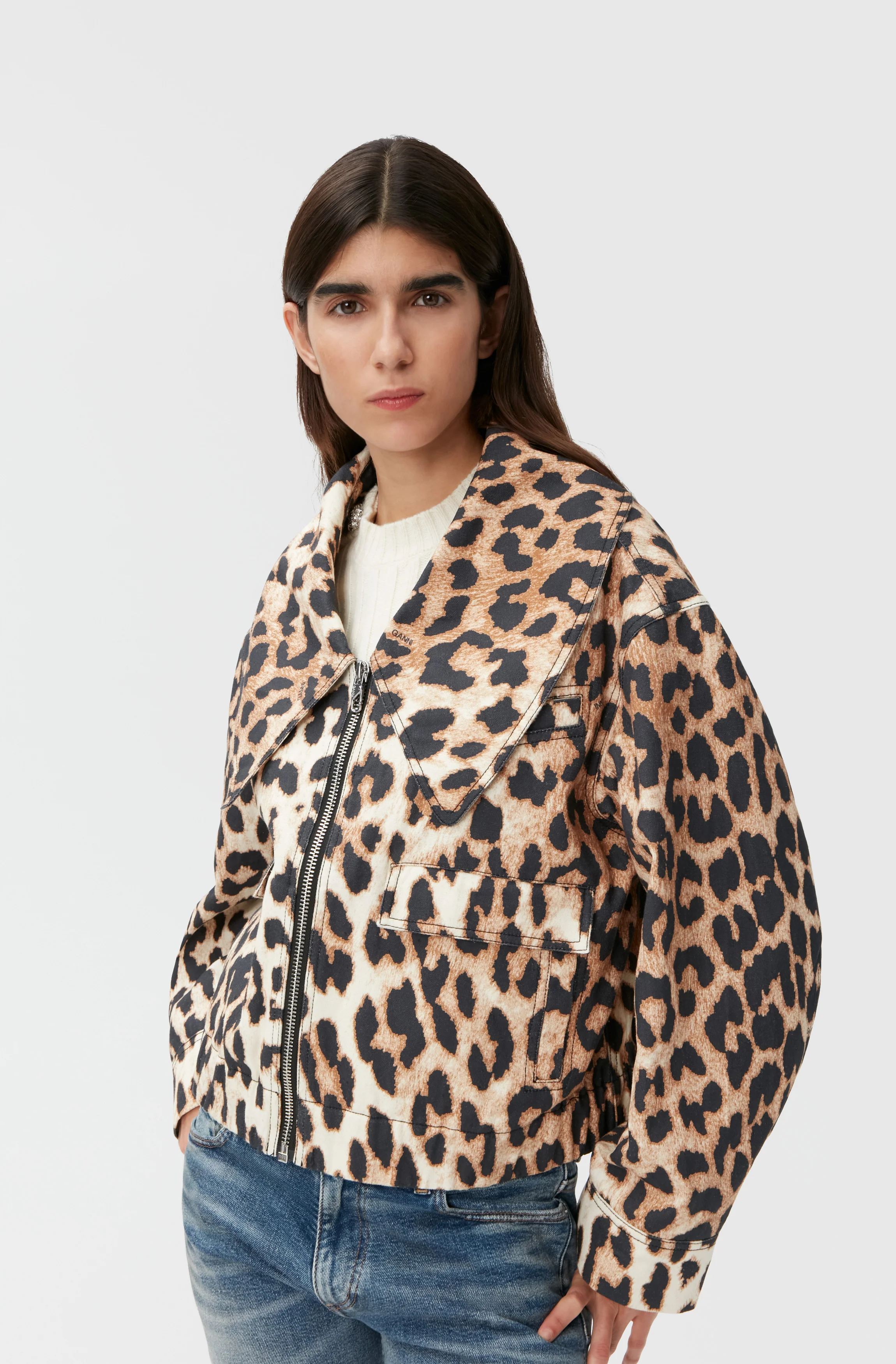 Short Leopard Jacket | Big Leopard Almond Milk - Image 6