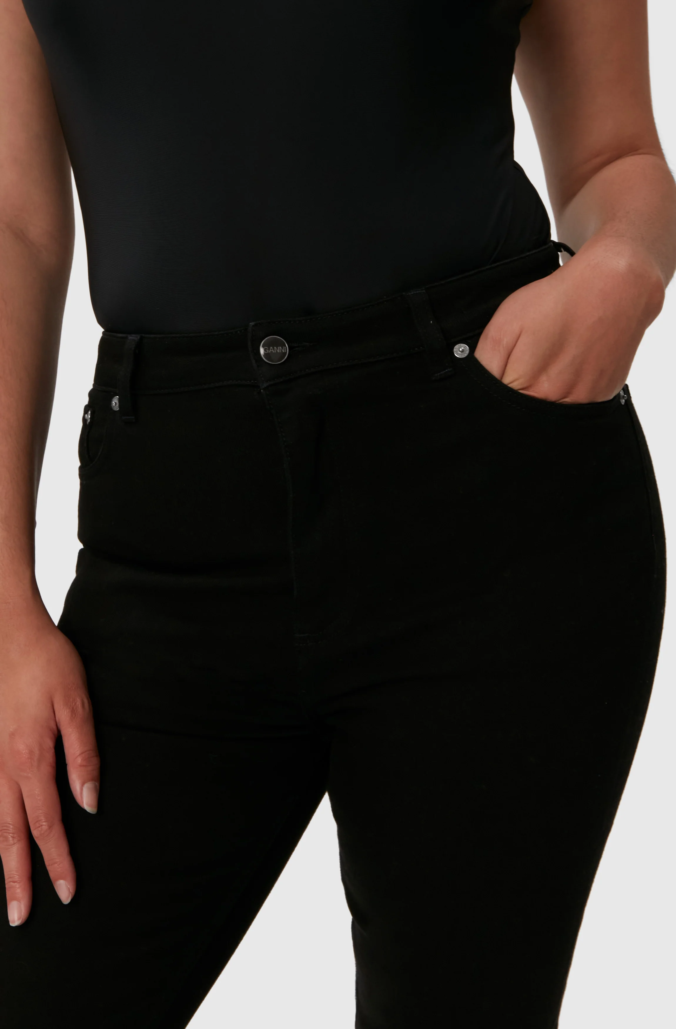 Stretch Cropped Jeans | Black/Black - Image 6