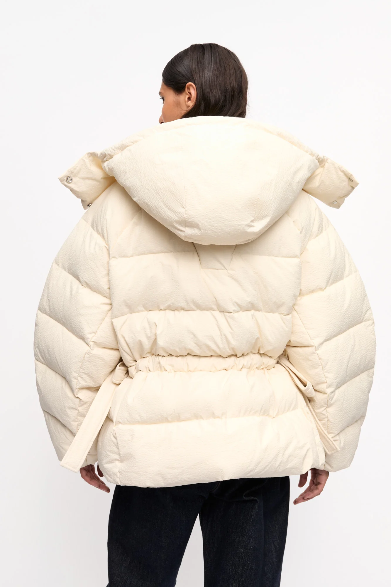 Tech Oversized Puffer Jacket | Tofu - Image 4