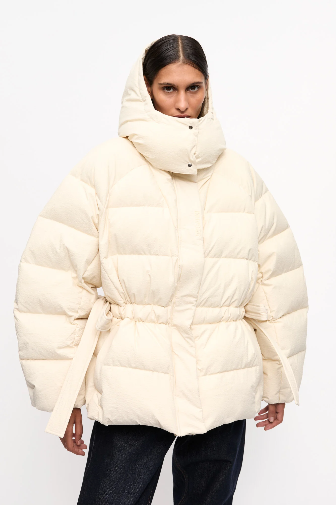 Tech Oversized Puffer Jacket | Tofu - Image 5