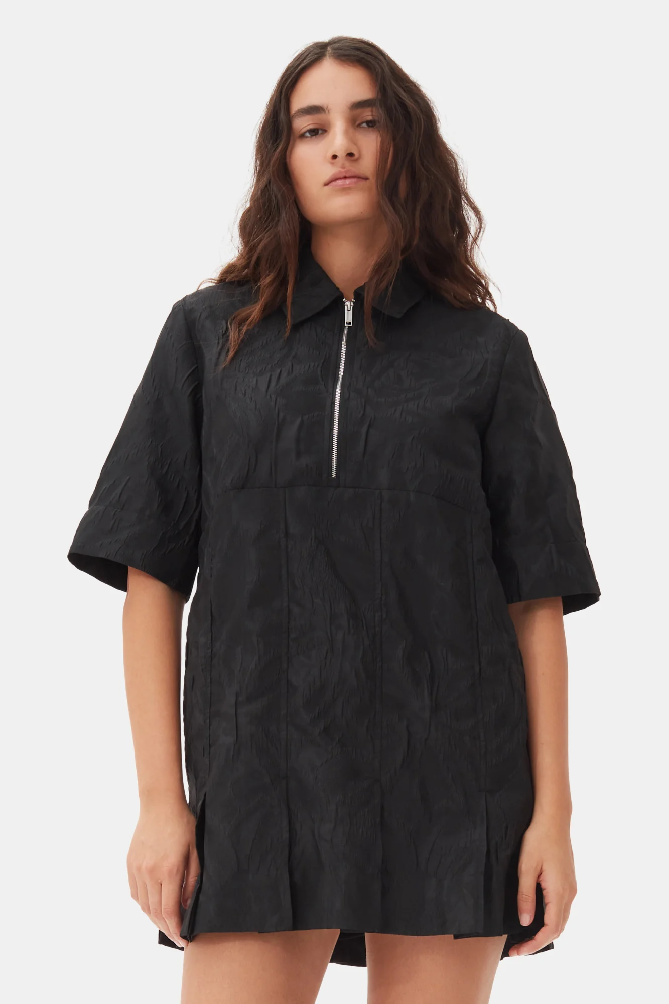 Textured Cloque Pleated Mini Dress | Black - Image 4